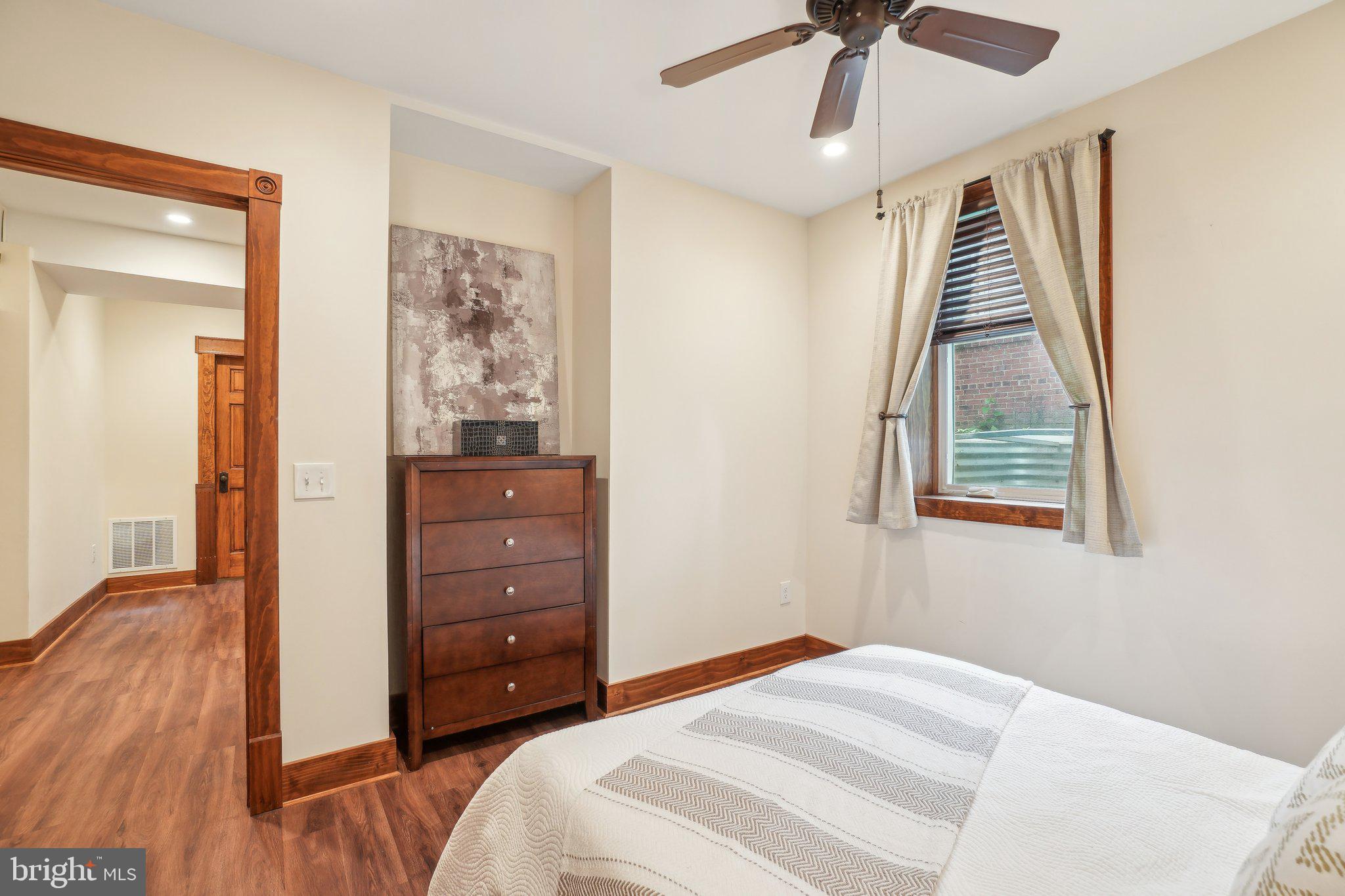 GLENCARLYN - Residential