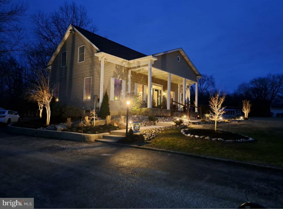 1336 HERBERT BOULEVARD