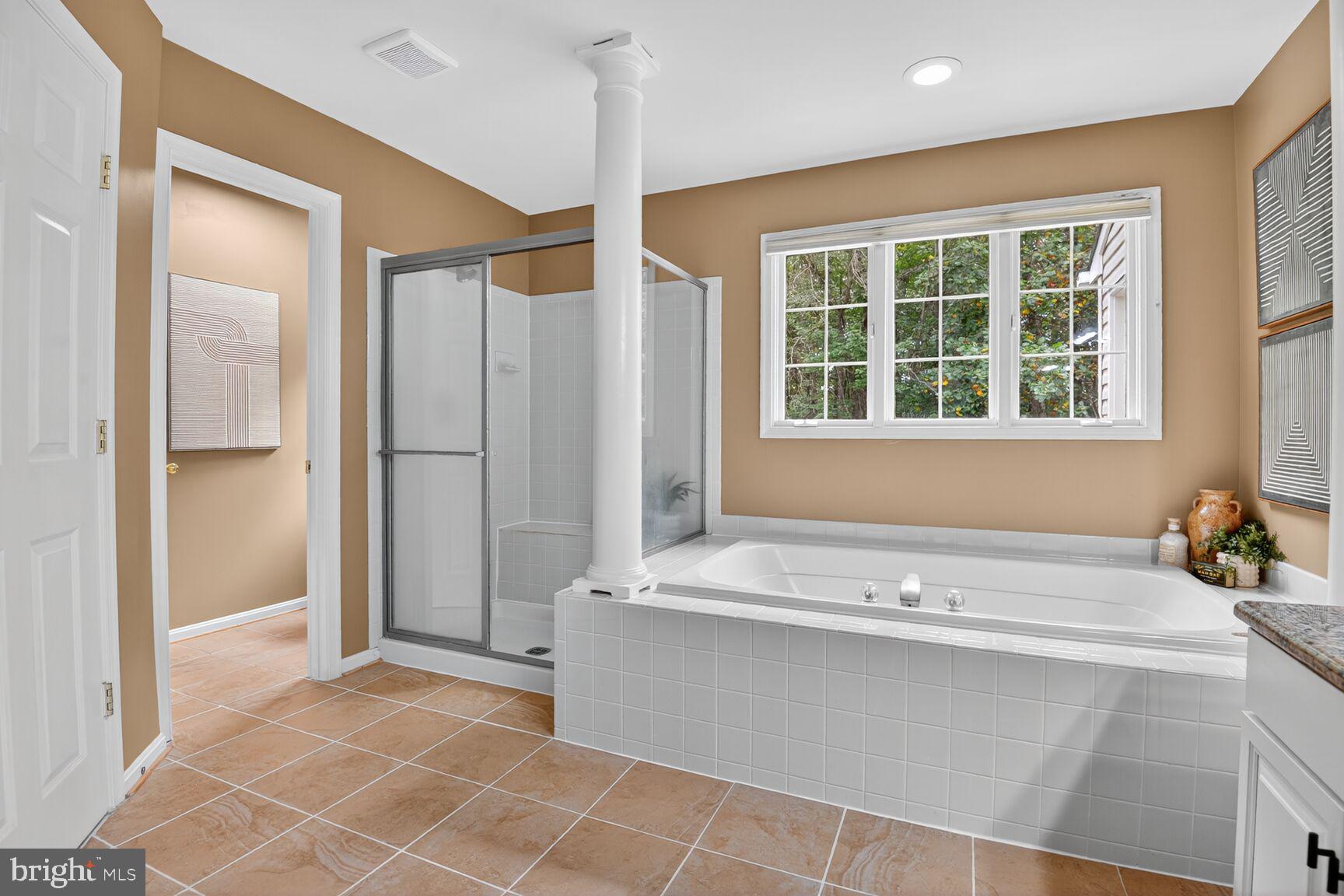 BARRINGTON OAKS - Residential