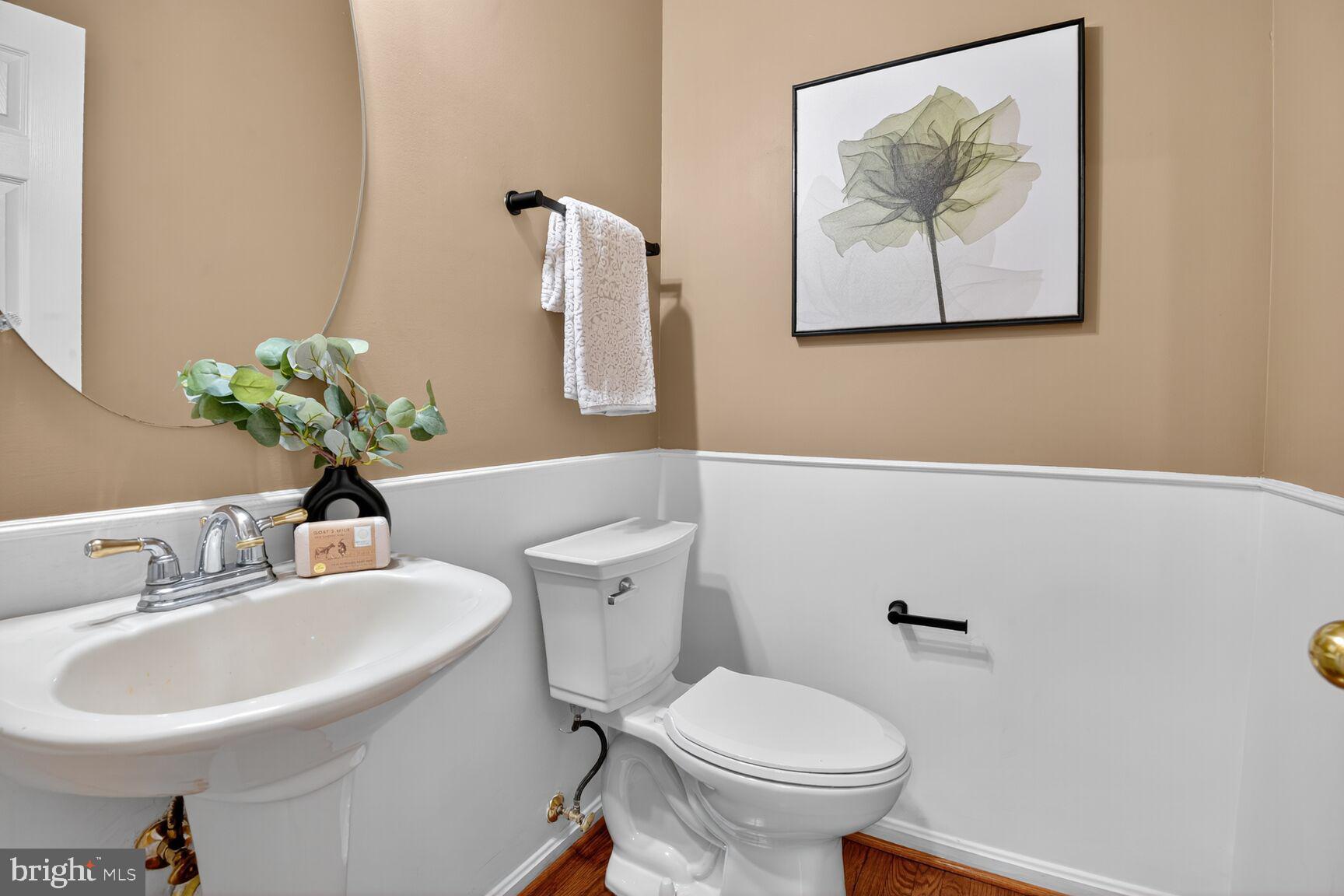 BARRINGTON OAKS - Residential