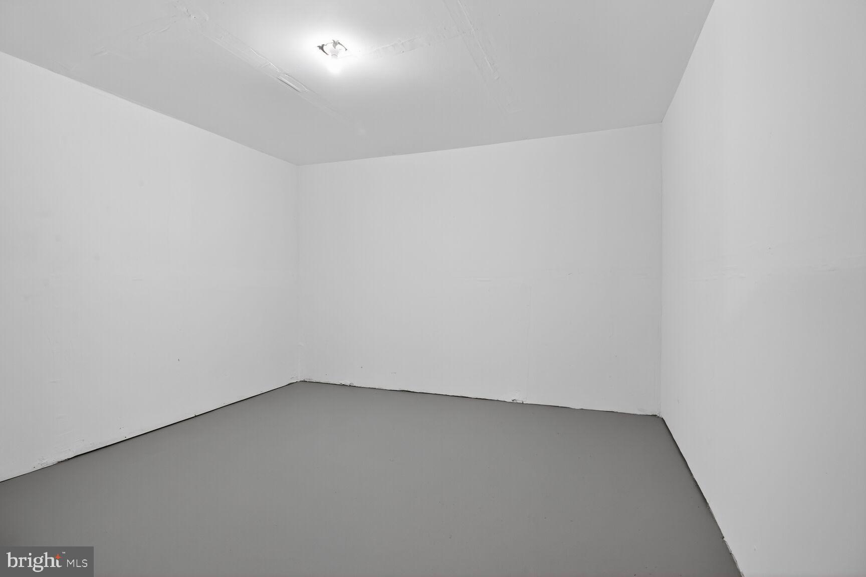 BARRINGTON OAKS - Residential