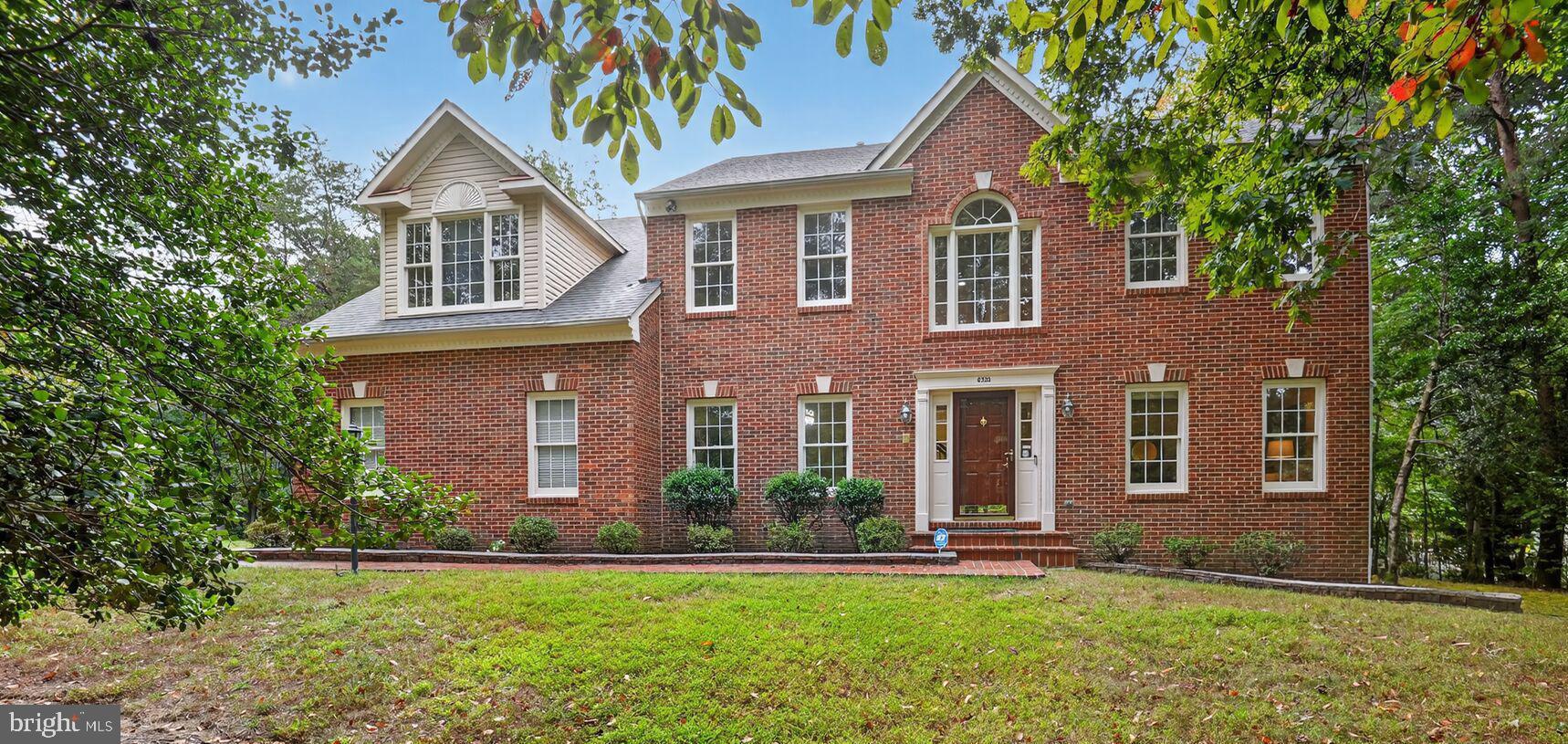 6233 ALISTAIR DRIVE