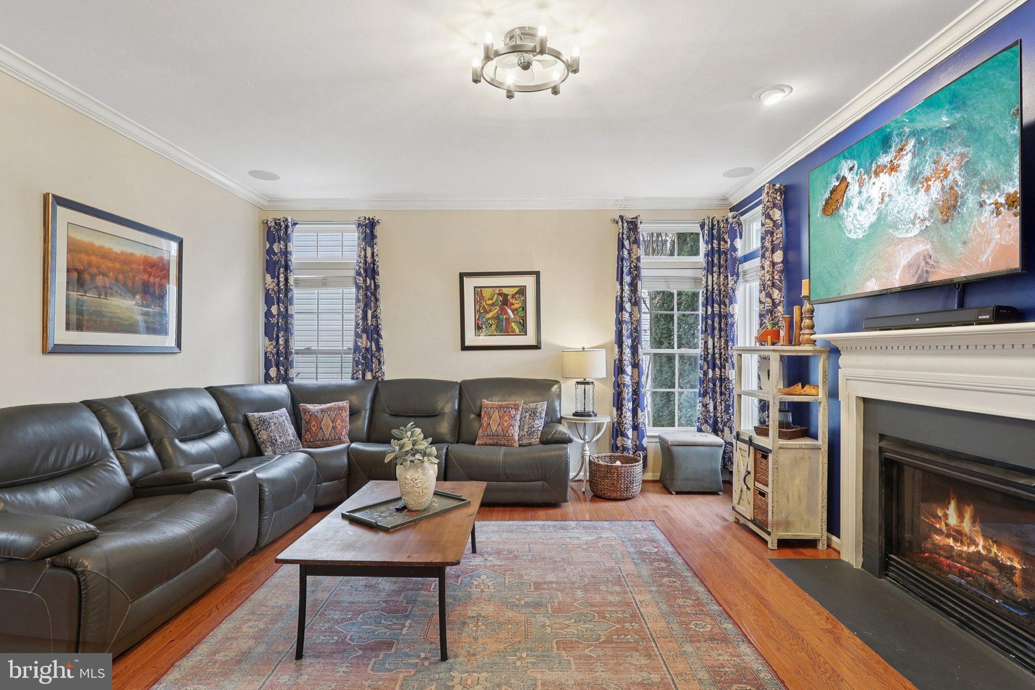 NEW TOWN MEADOWS - Residential