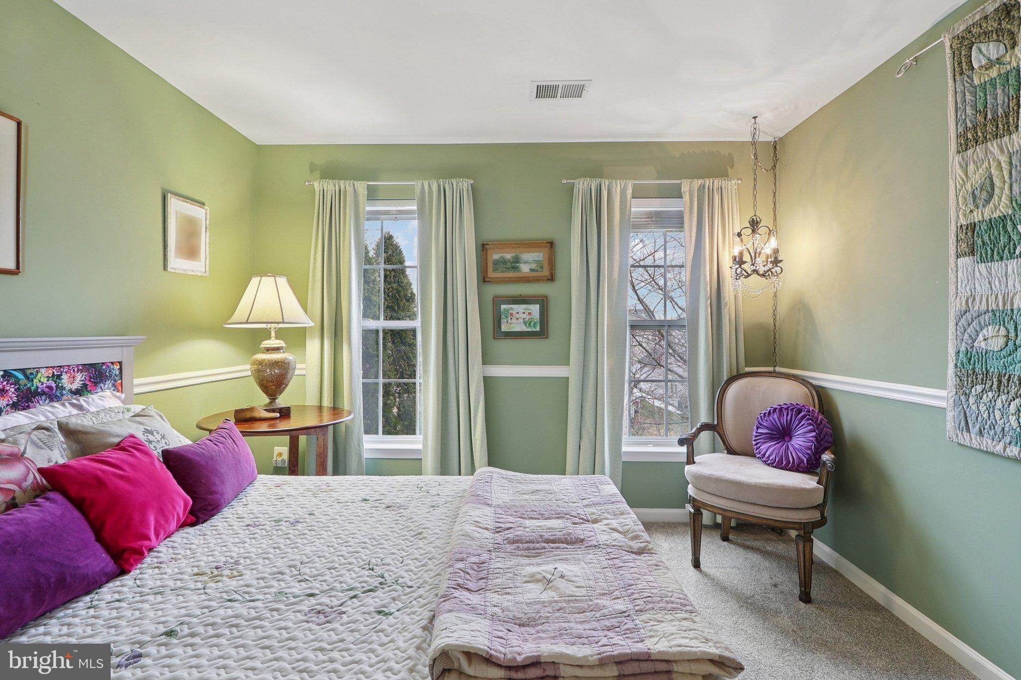 NEW TOWN MEADOWS - Residential