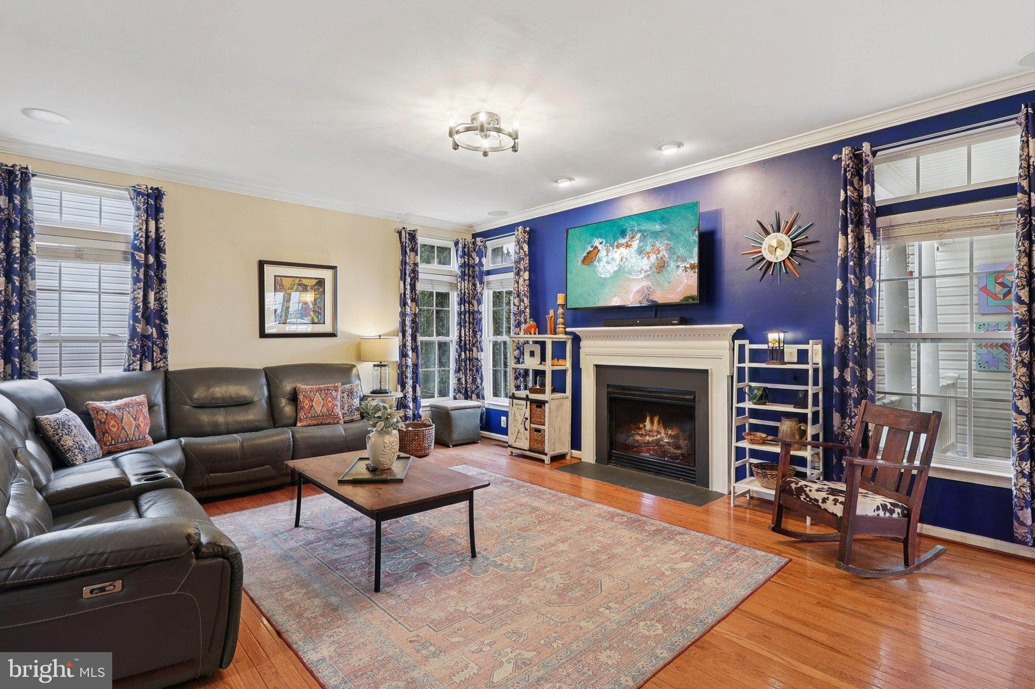 NEW TOWN MEADOWS - Residential