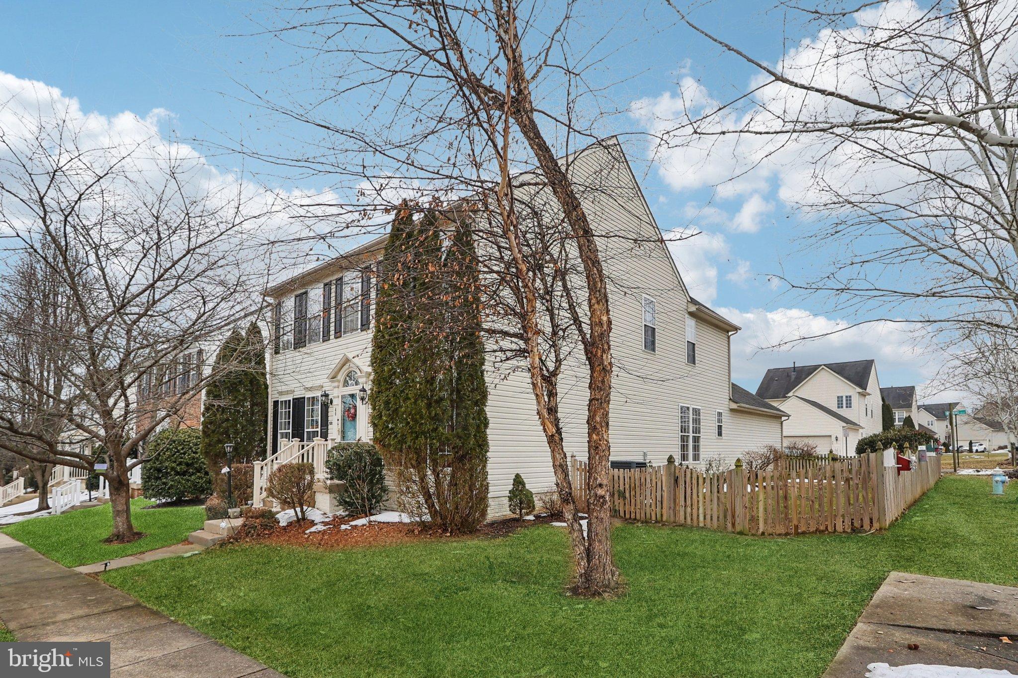 NEW TOWN MEADOWS - Residential