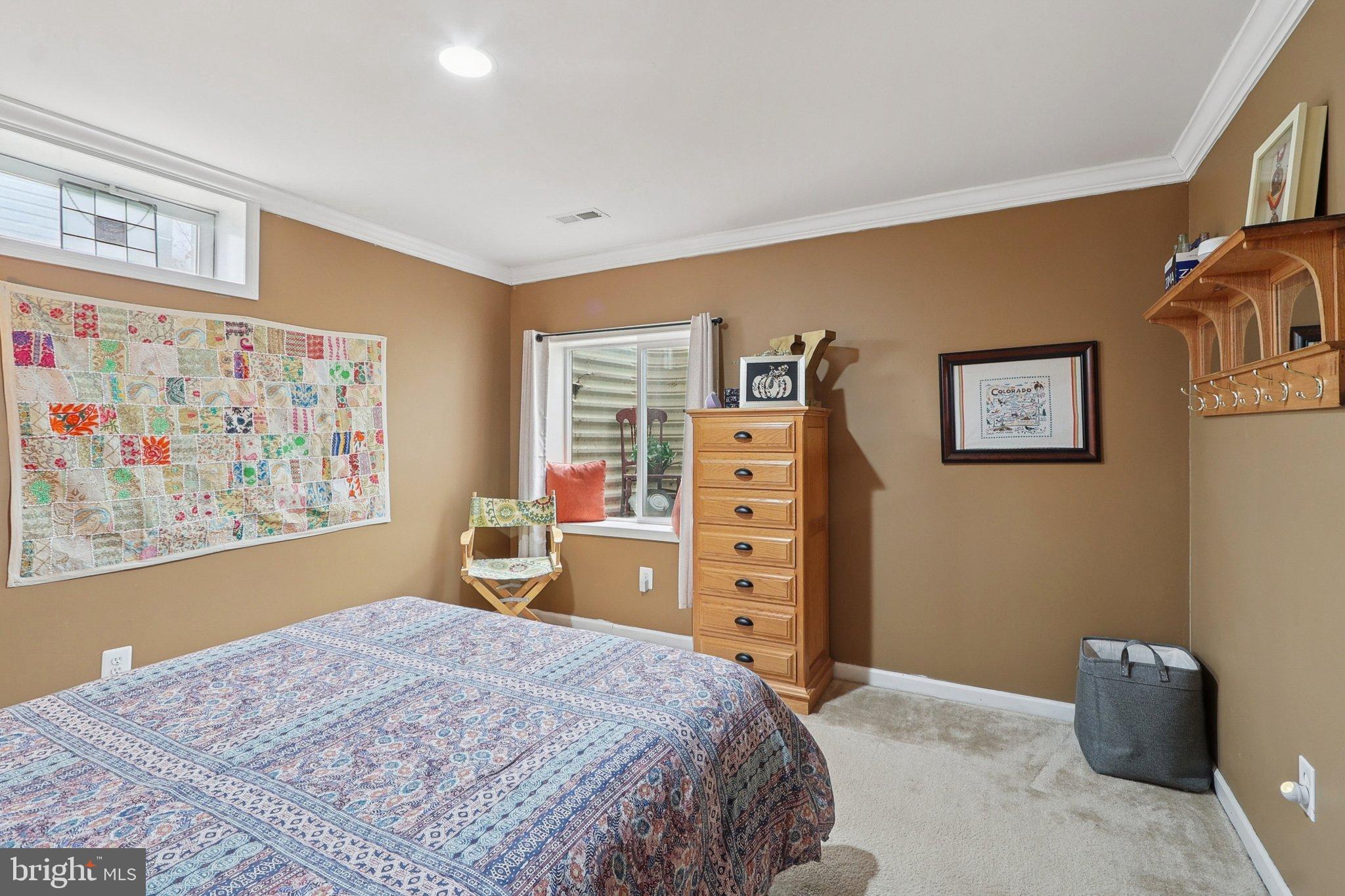 NEW TOWN MEADOWS - Residential