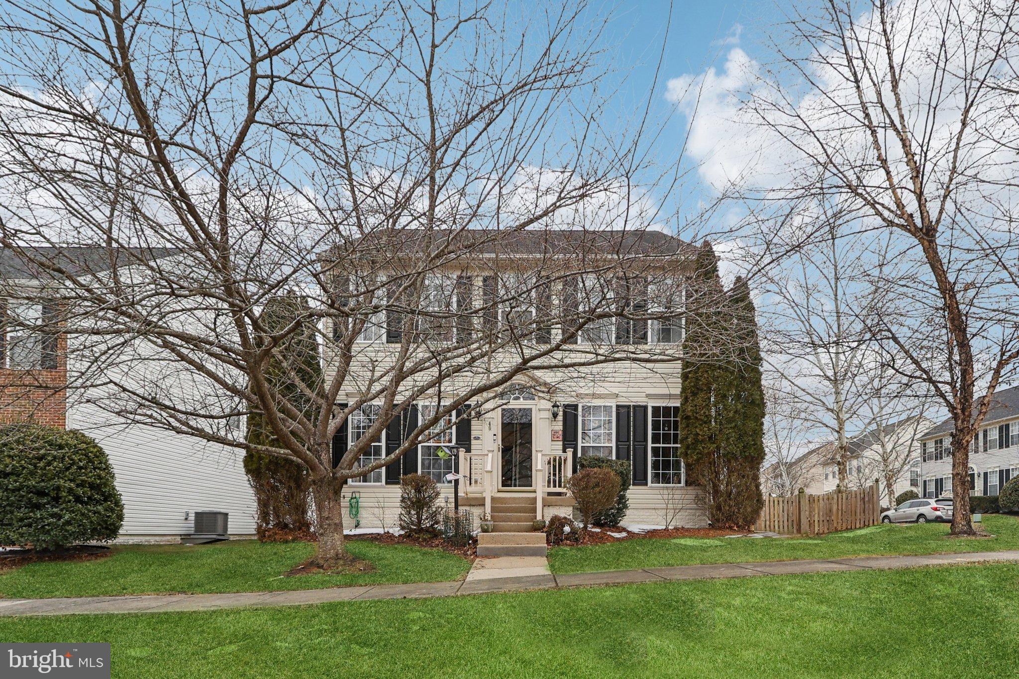 NEW TOWN MEADOWS - Residential