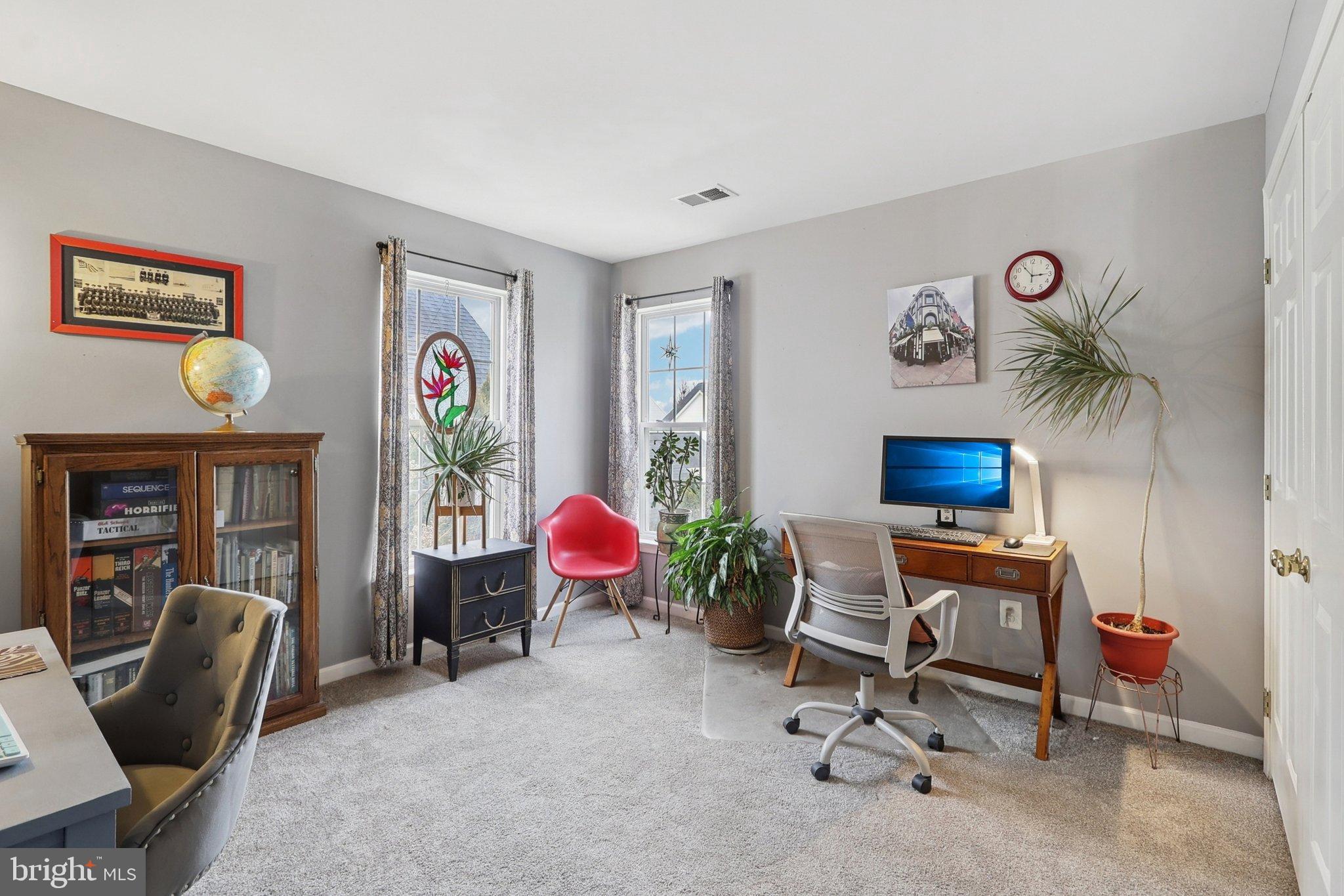 NEW TOWN MEADOWS - Residential