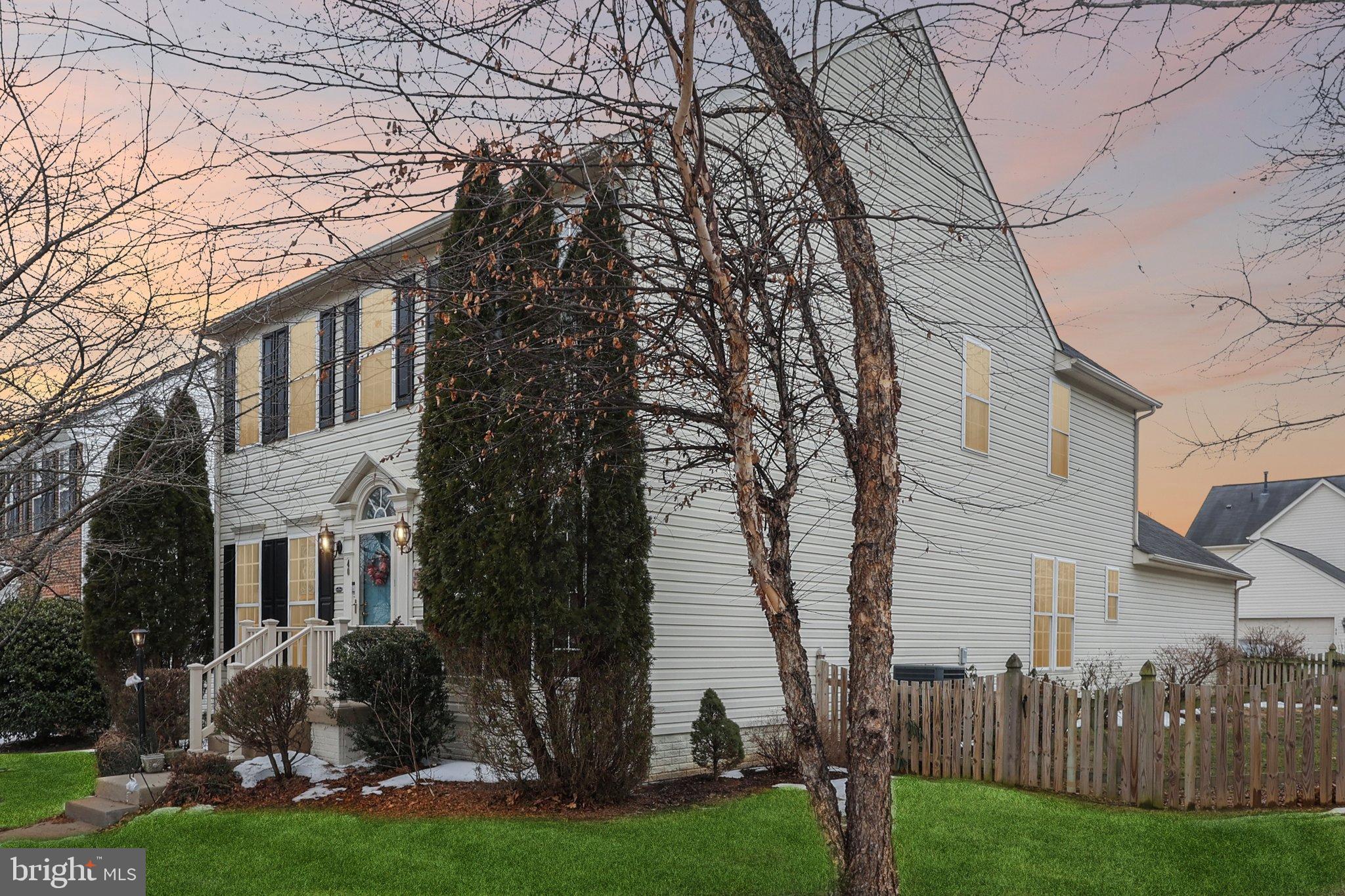 NEW TOWN MEADOWS - Residential