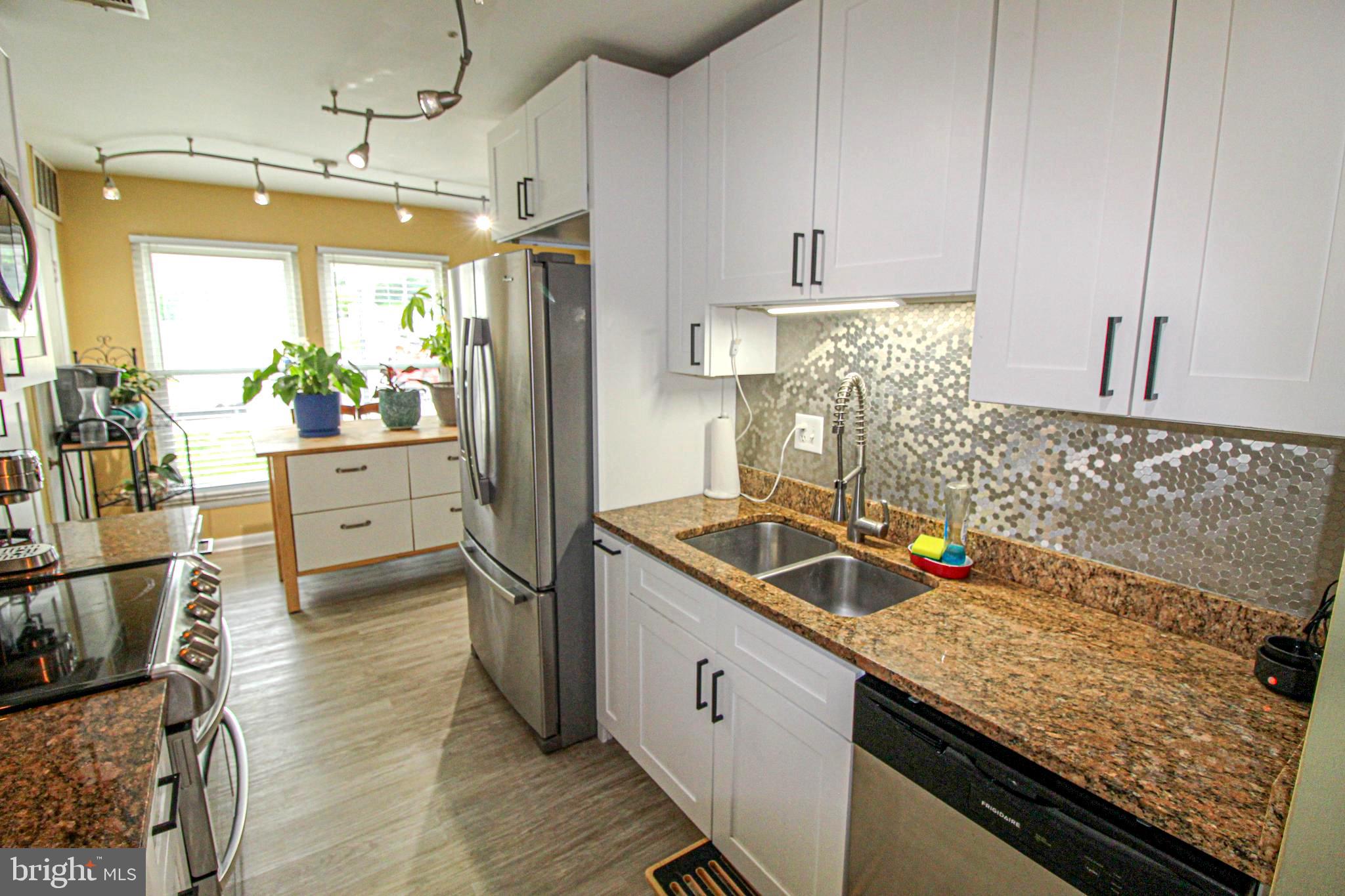 GREENFIELDS - Residential