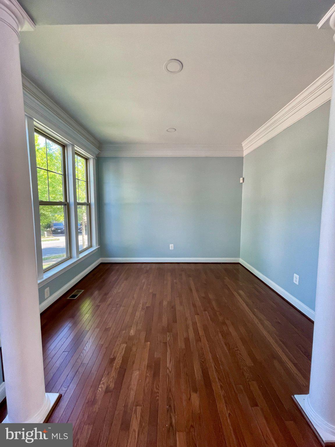 LIBERTY MANOR - Residential