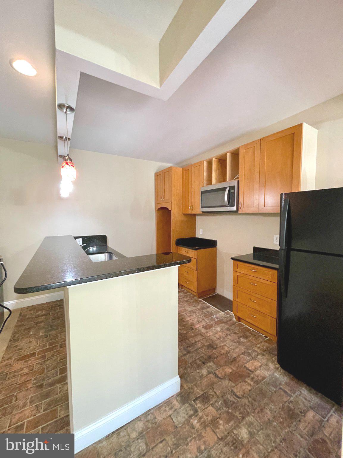 LIBERTY MANOR - Residential