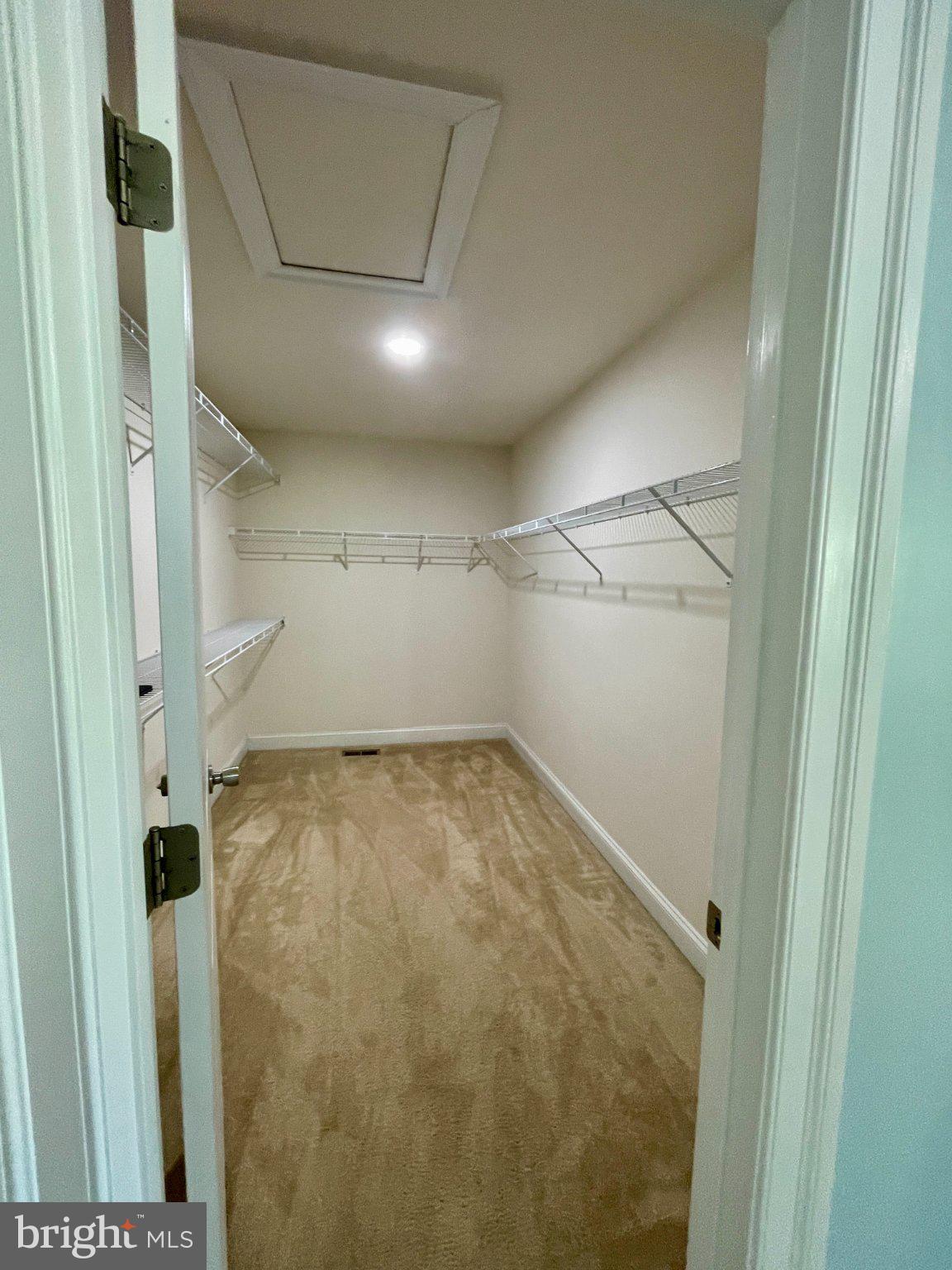 LIBERTY MANOR - Residential