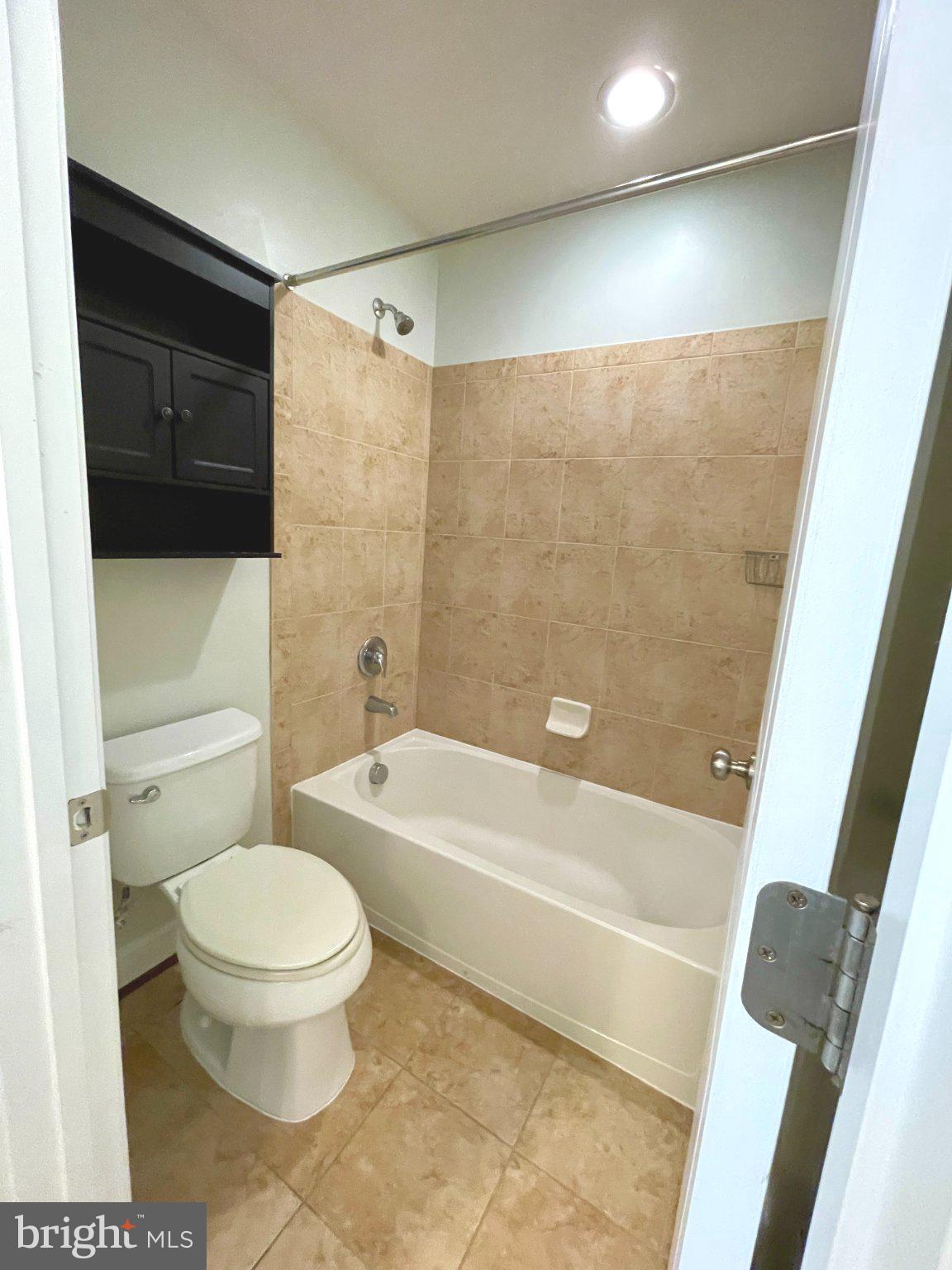 LIBERTY MANOR - Residential