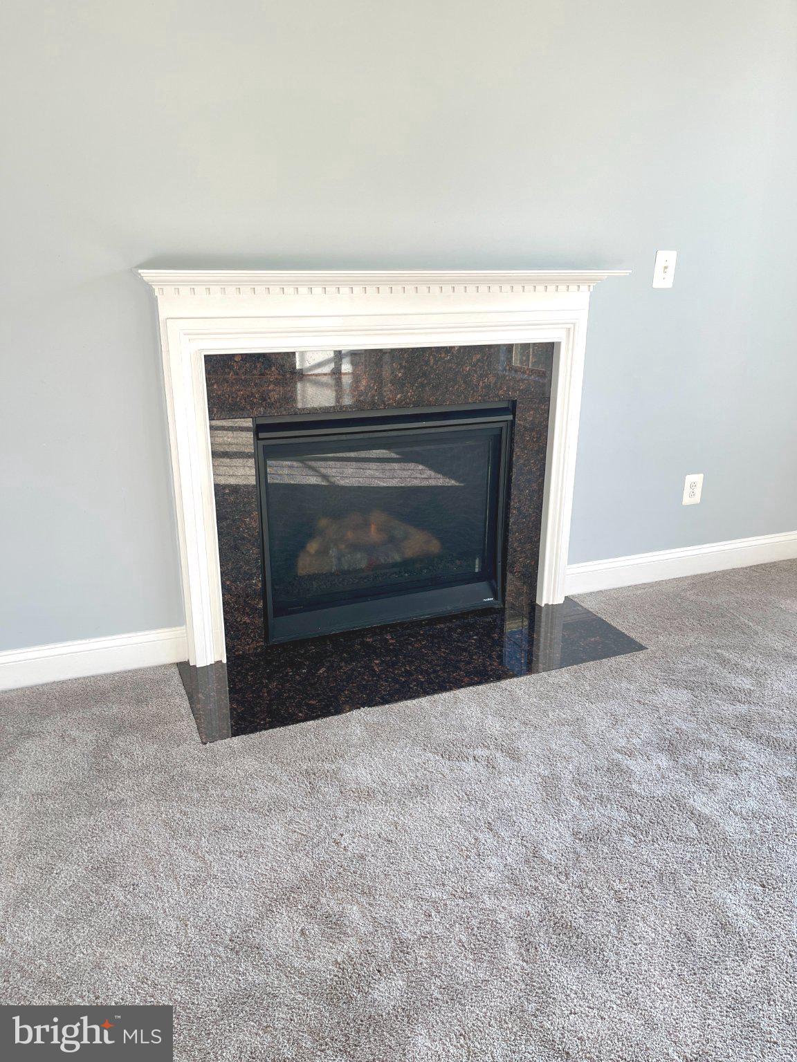 LIBERTY MANOR - Residential