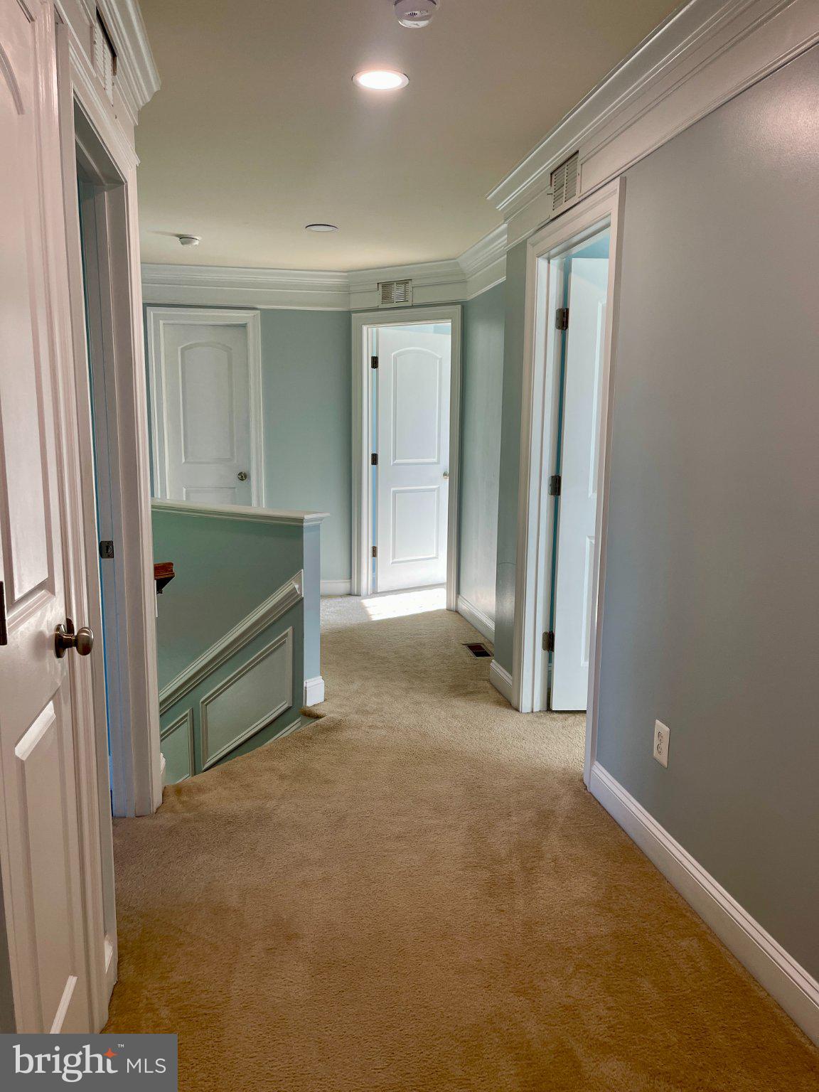 LIBERTY MANOR - Residential