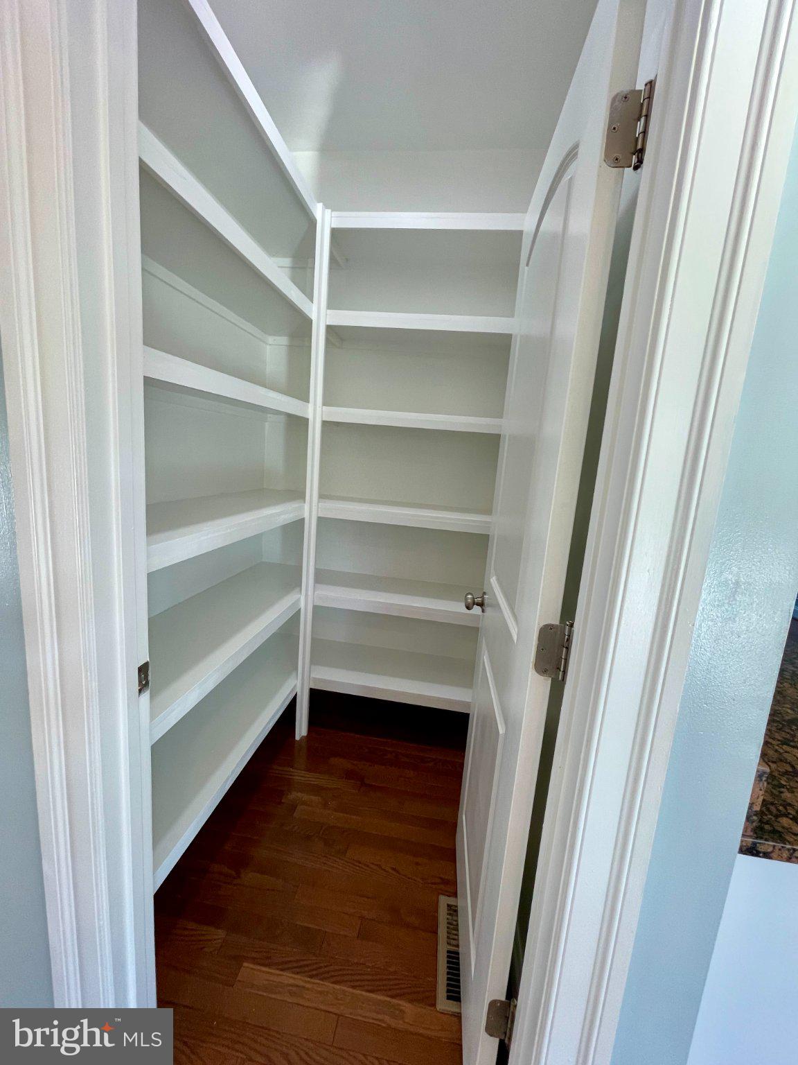 LIBERTY MANOR - Residential