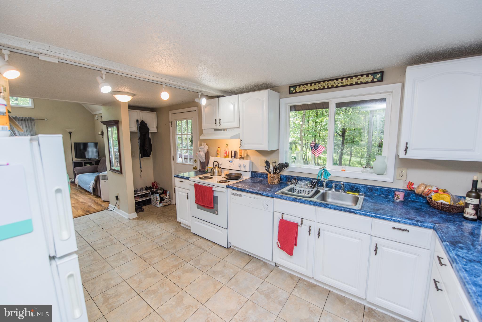 GLENWOOD FOREST - Residential