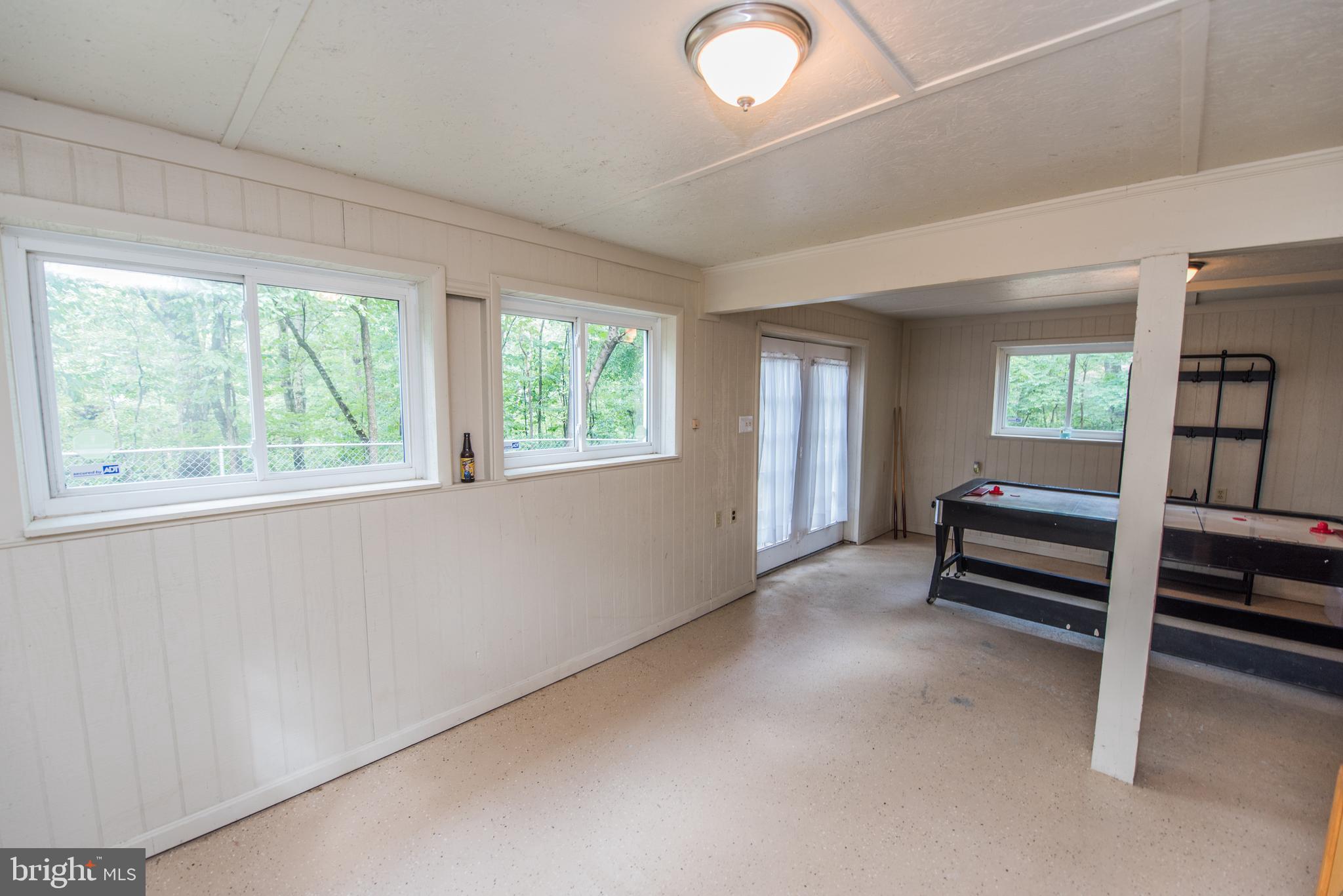 GLENWOOD FOREST - Residential