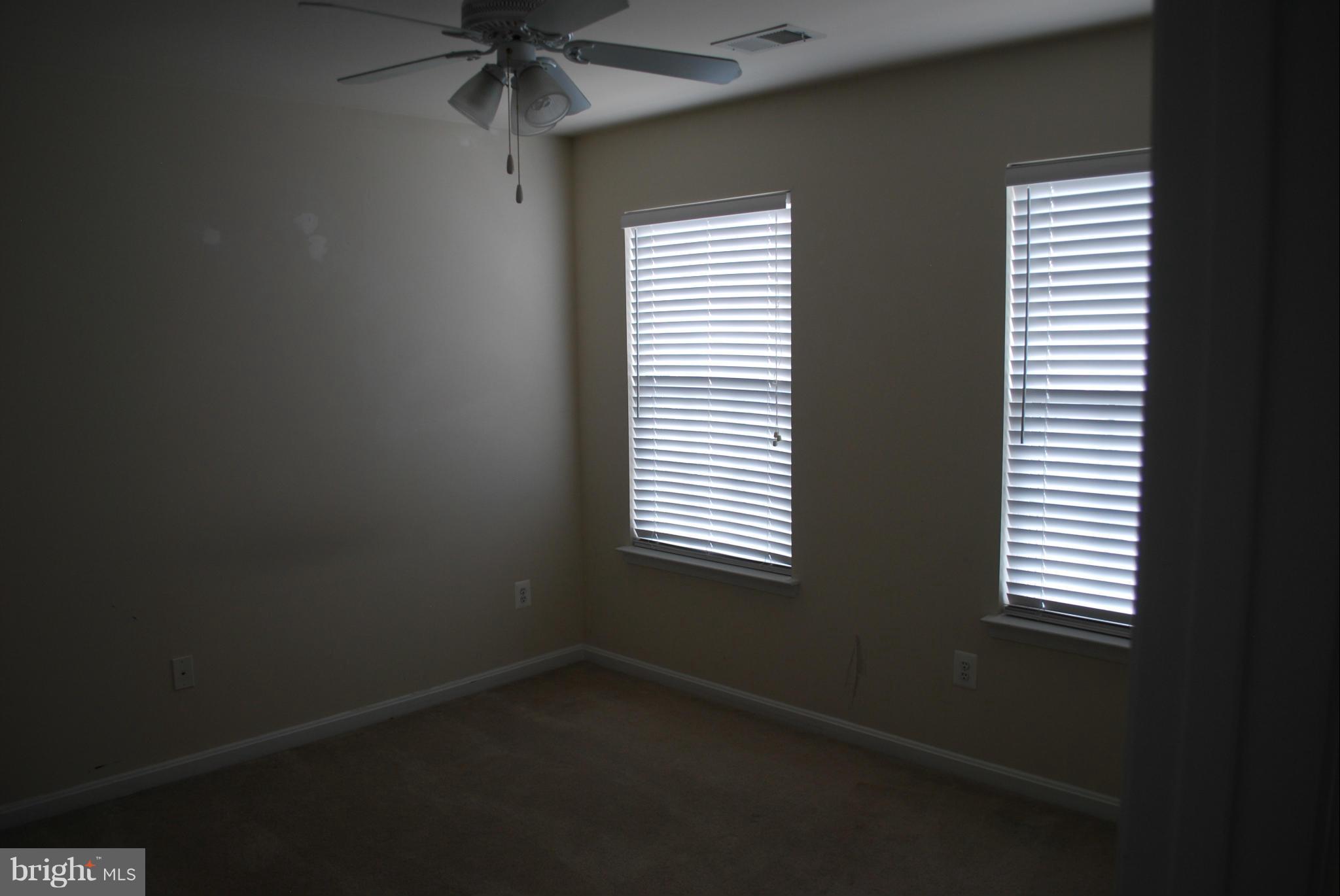 INDEPENDENCE/UNIV VLG - Residential Lease