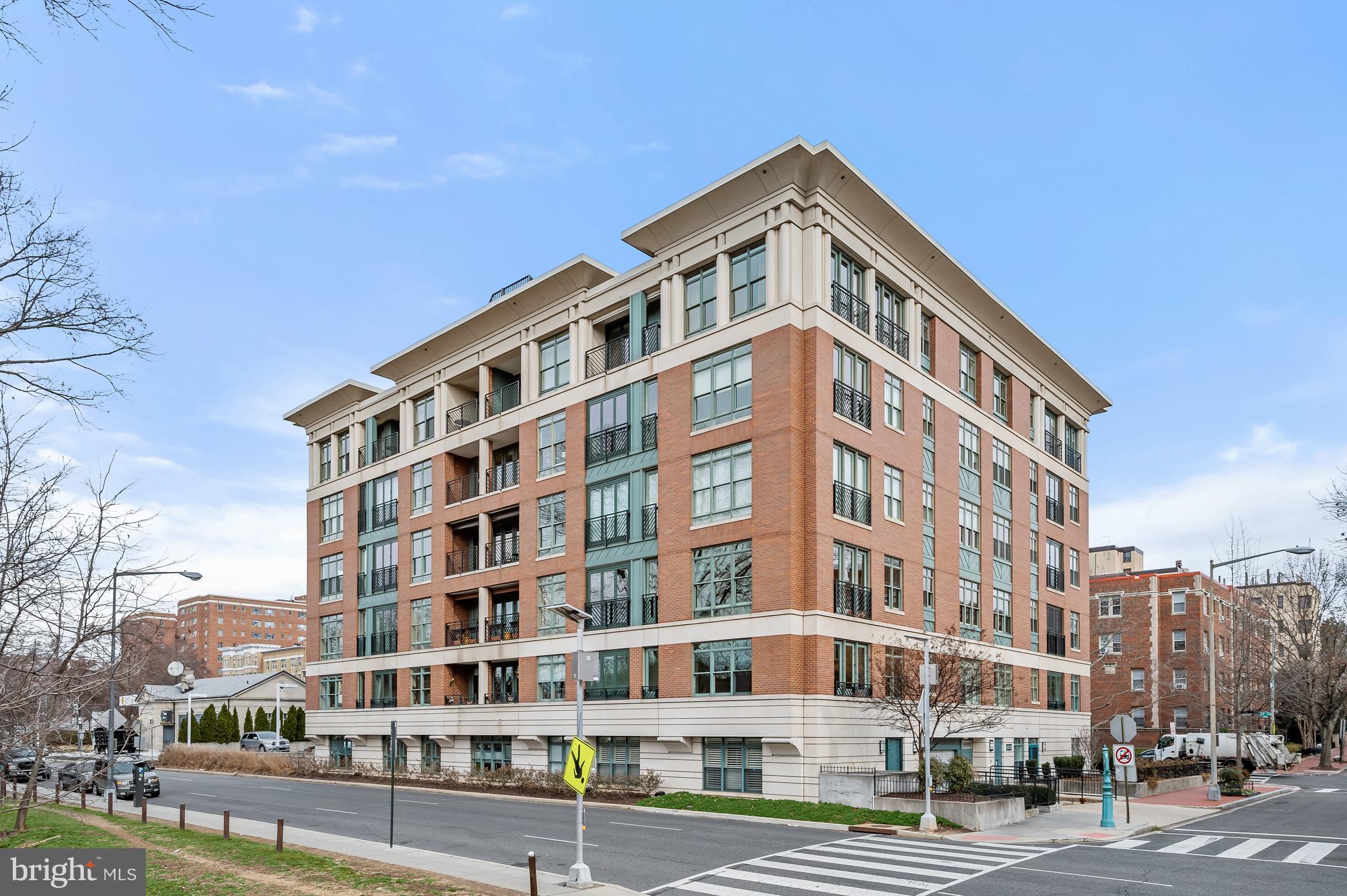 WEST END - Residential