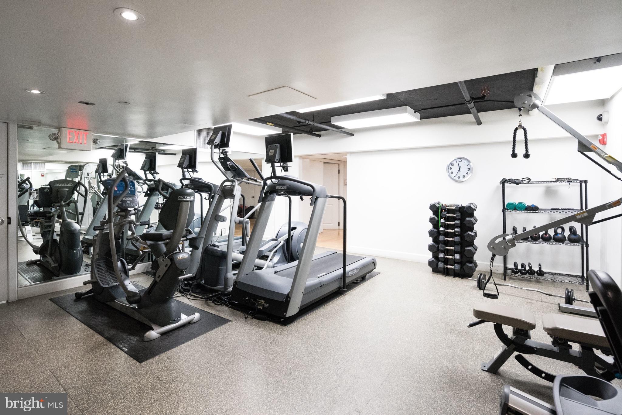 WEST END - Residential