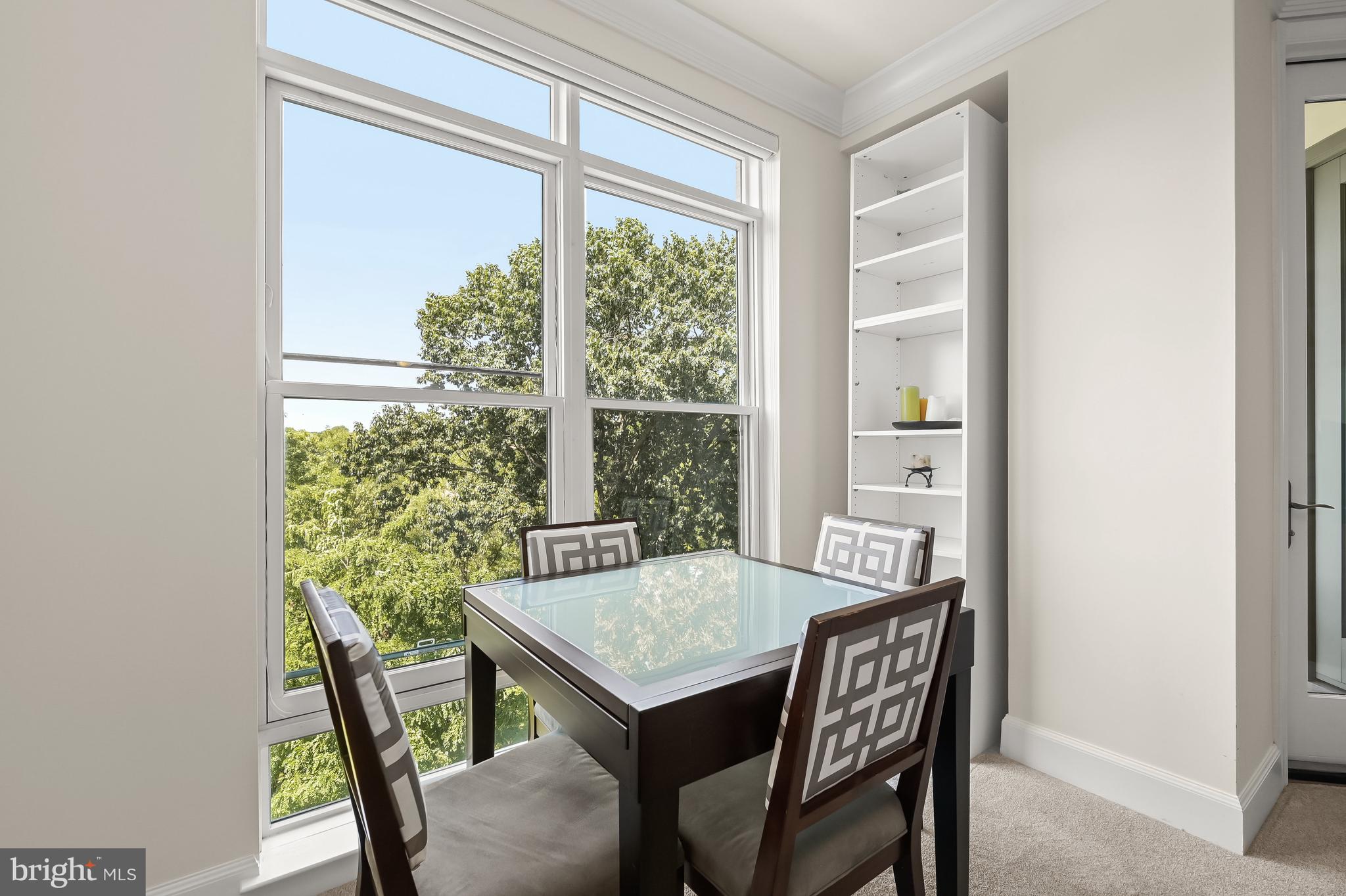 WEST END - Residential