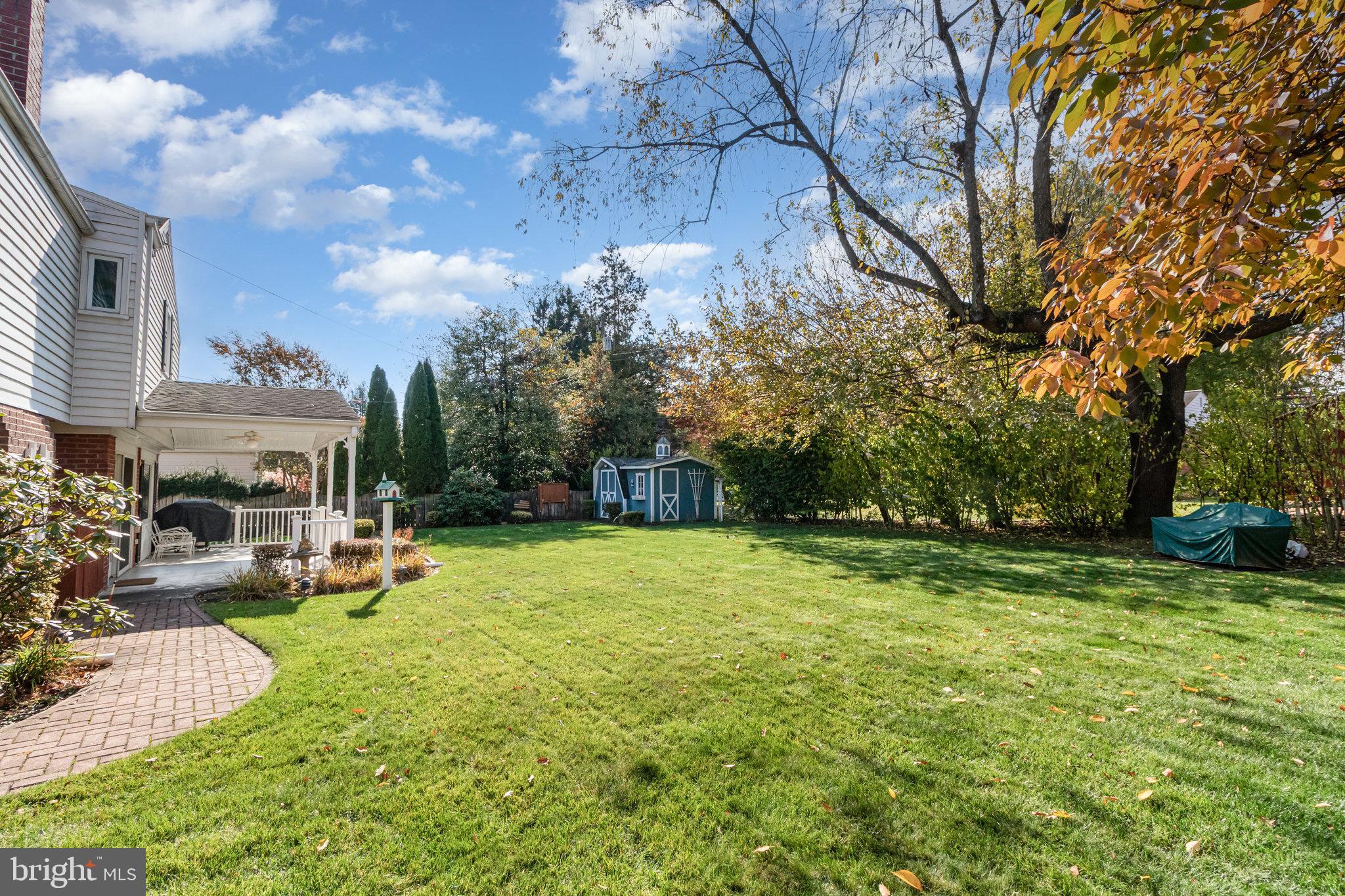 HIGHLAND VILLAGE - Residential