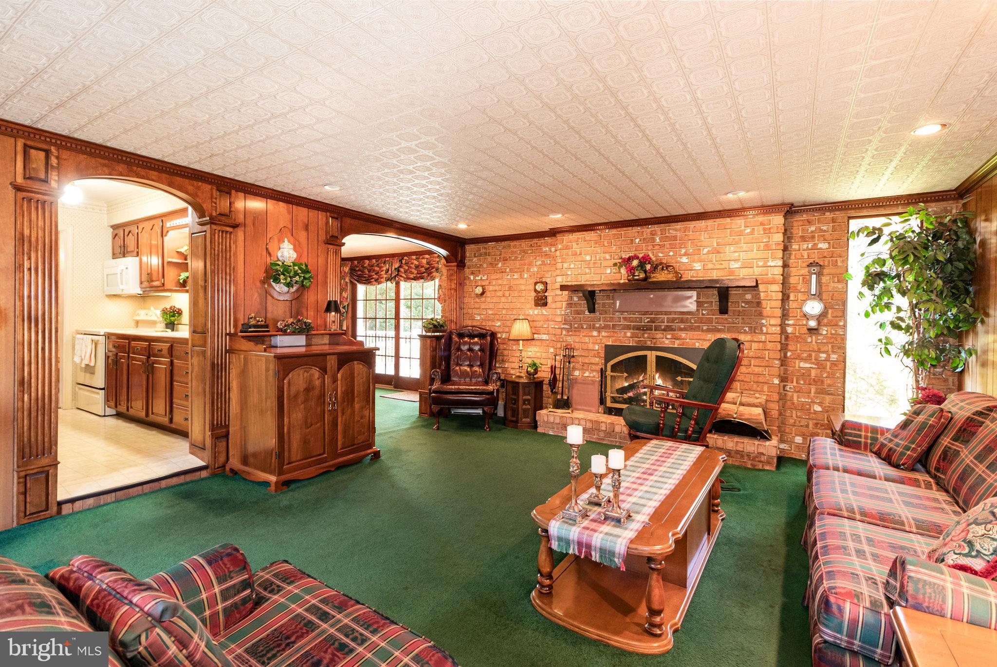 HIGHLAND VILLAGE - Residential