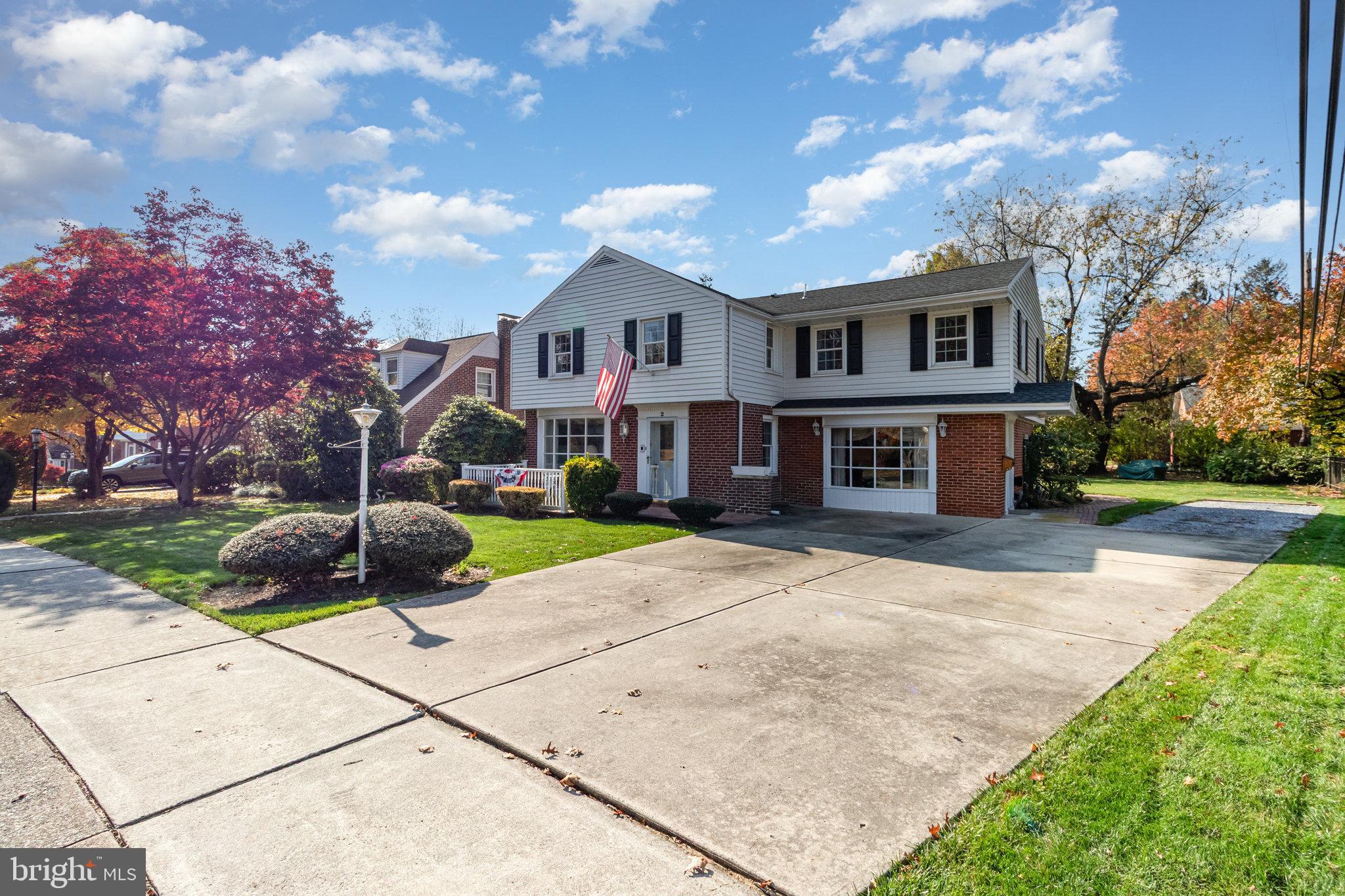 HIGHLAND VILLAGE - Residential