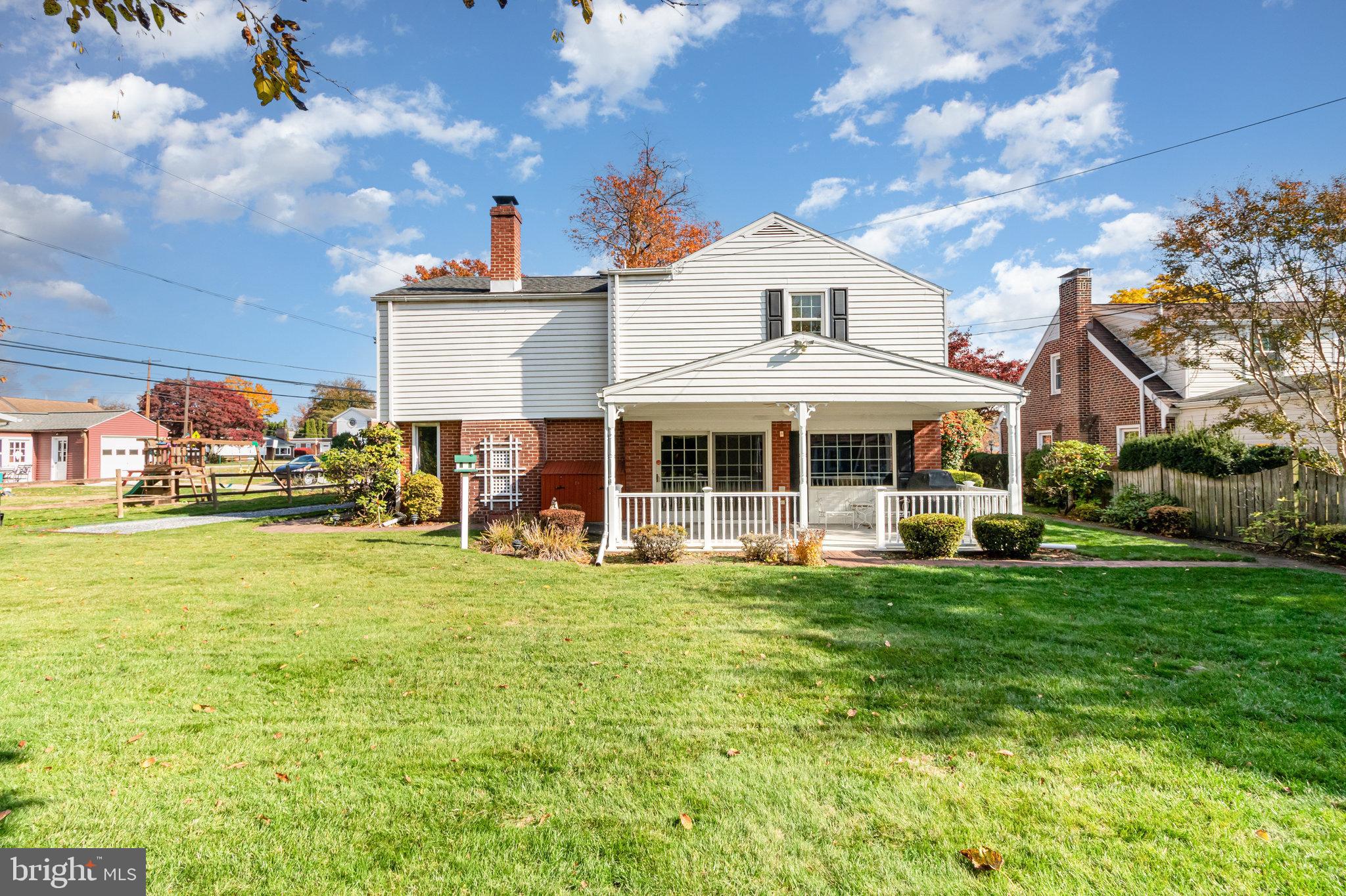 HIGHLAND VILLAGE - Residential