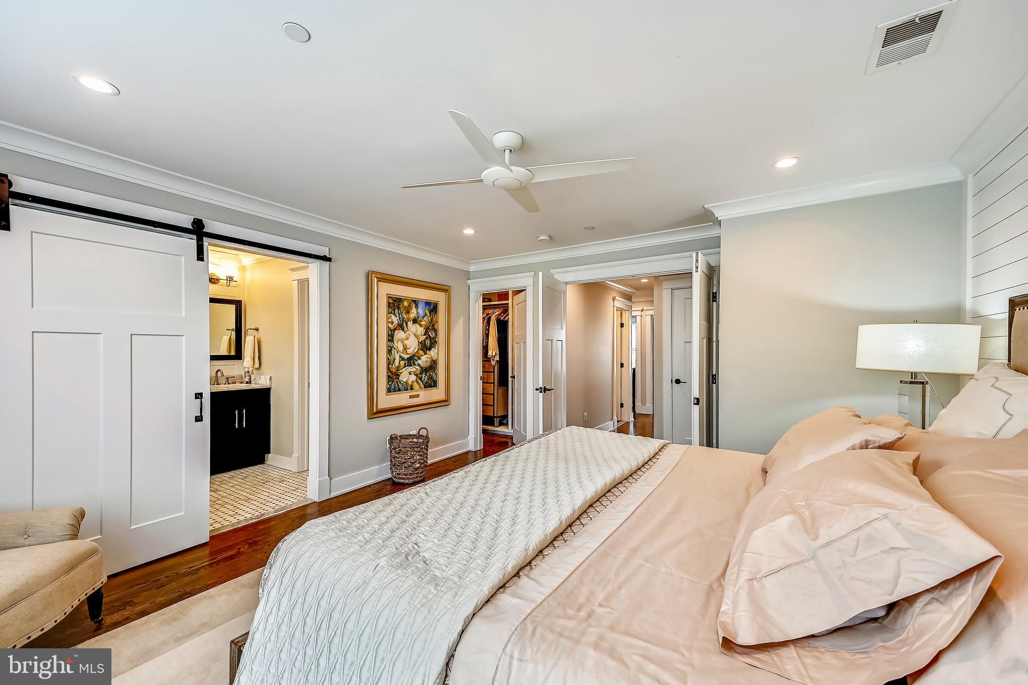 MURRAY HILL - Residential