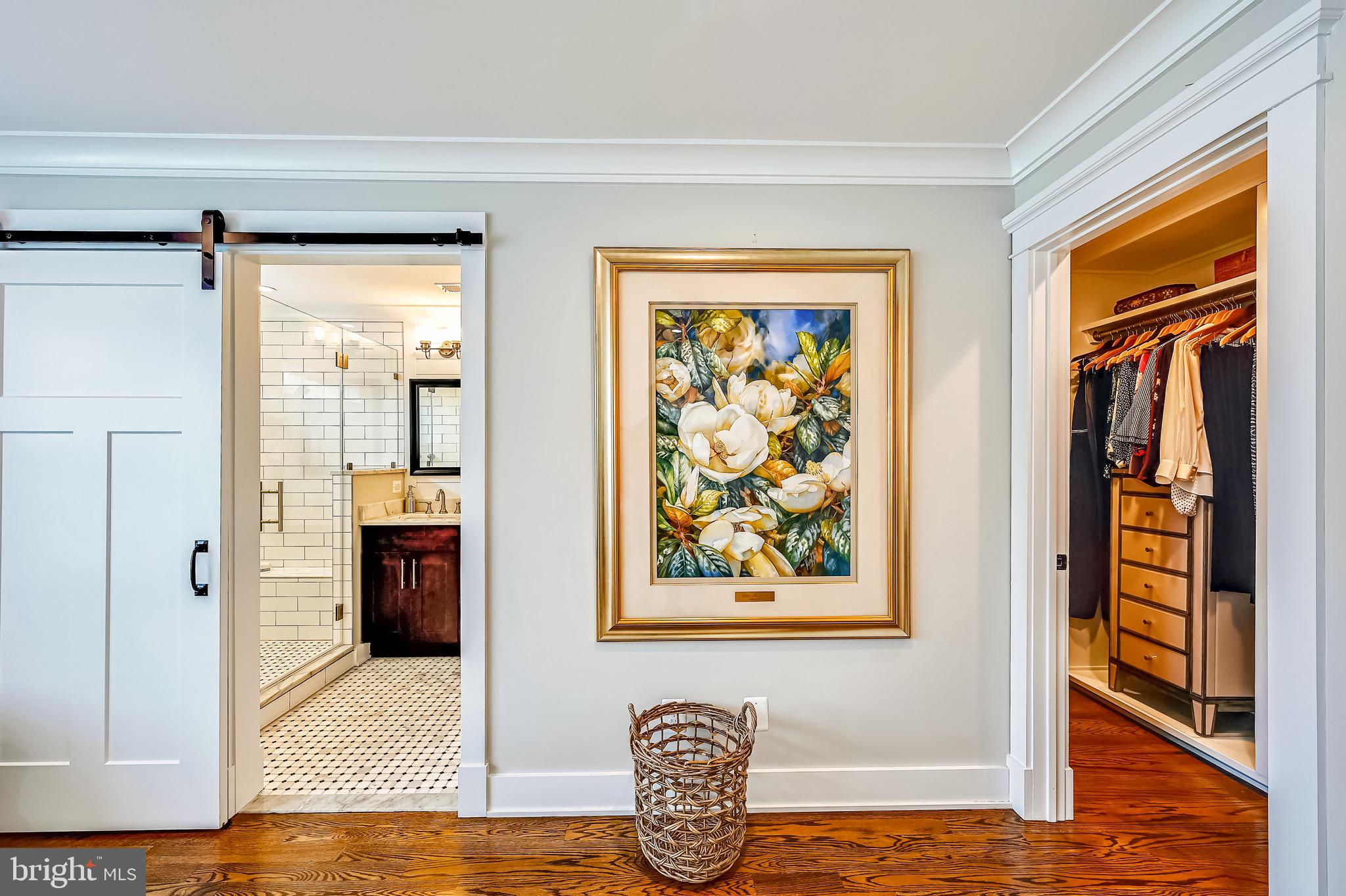 MURRAY HILL - Residential