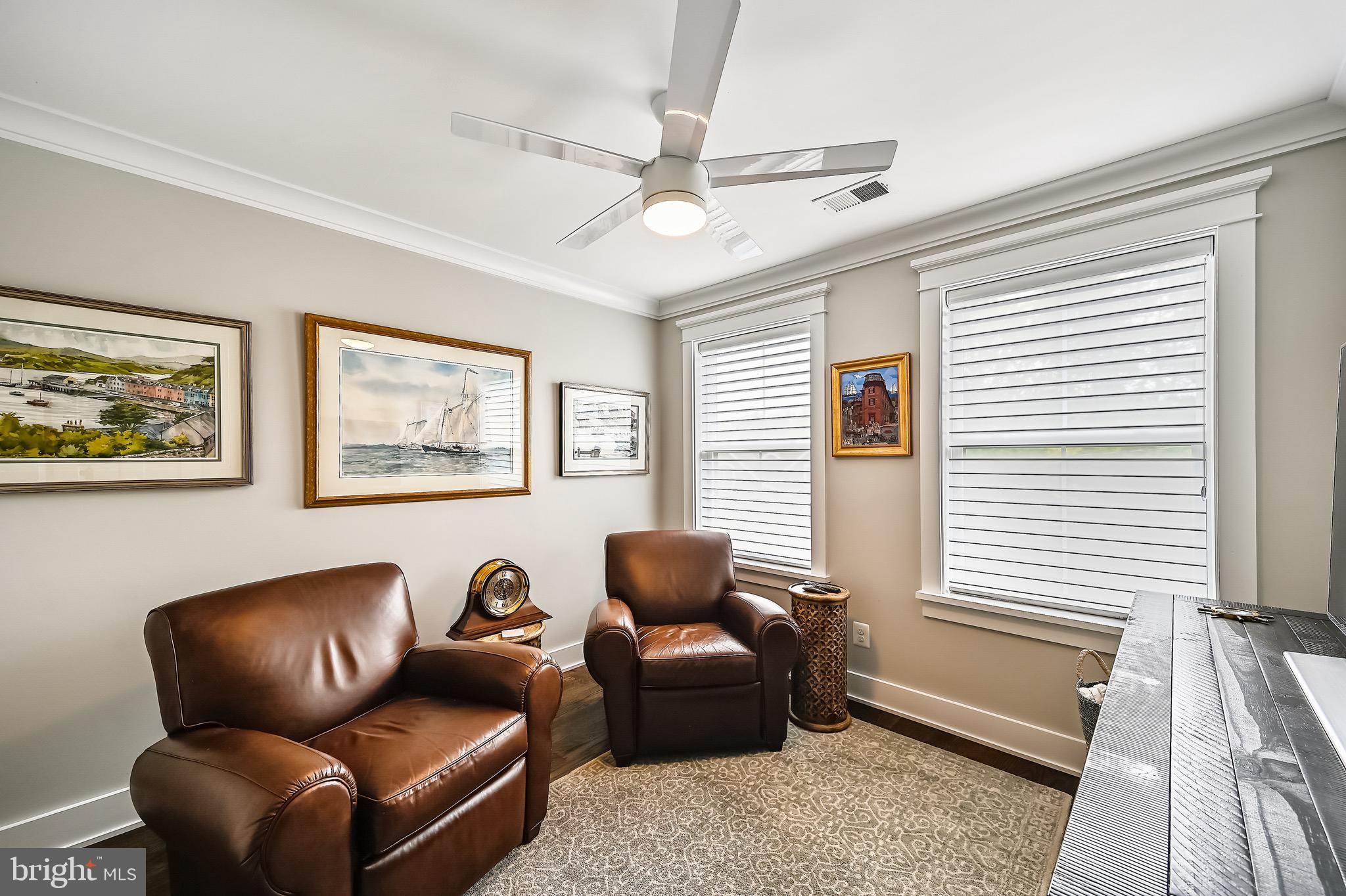 MURRAY HILL - Residential