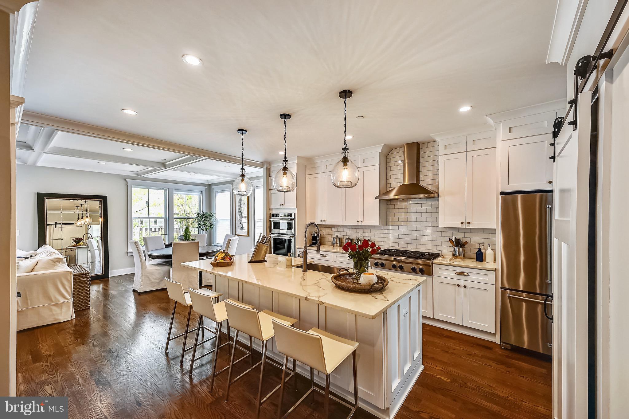 MURRAY HILL - Residential