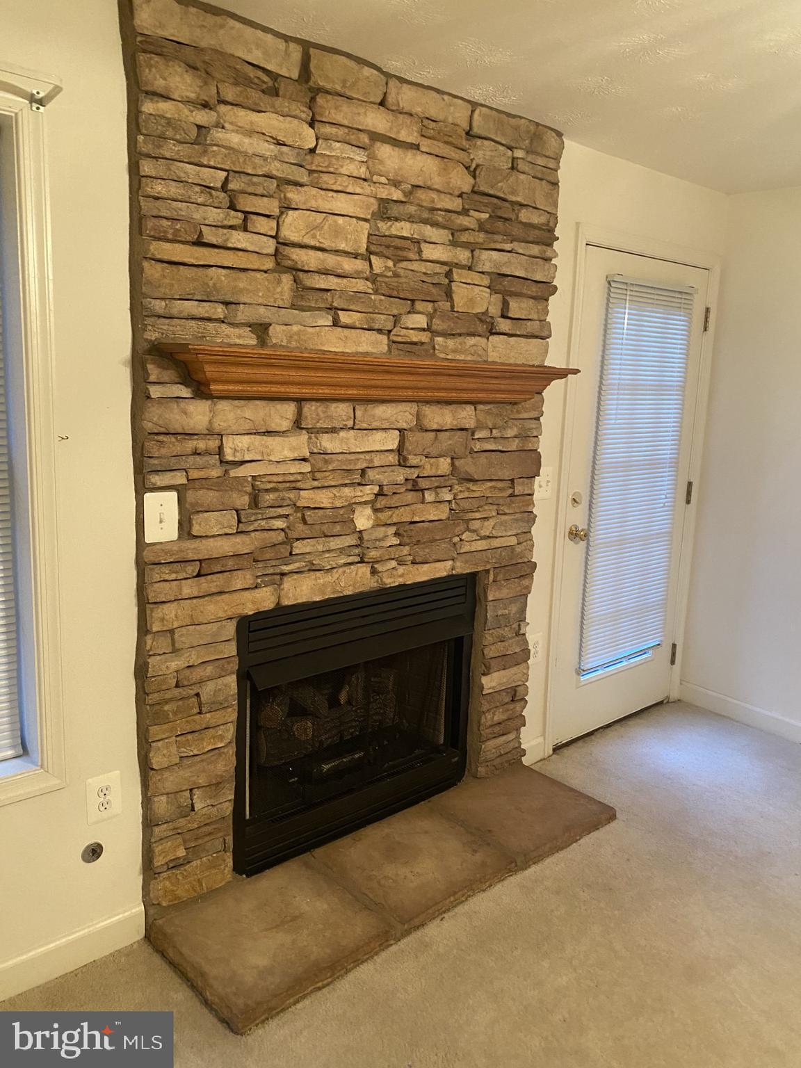 NORTH ROCK - Residential Lease