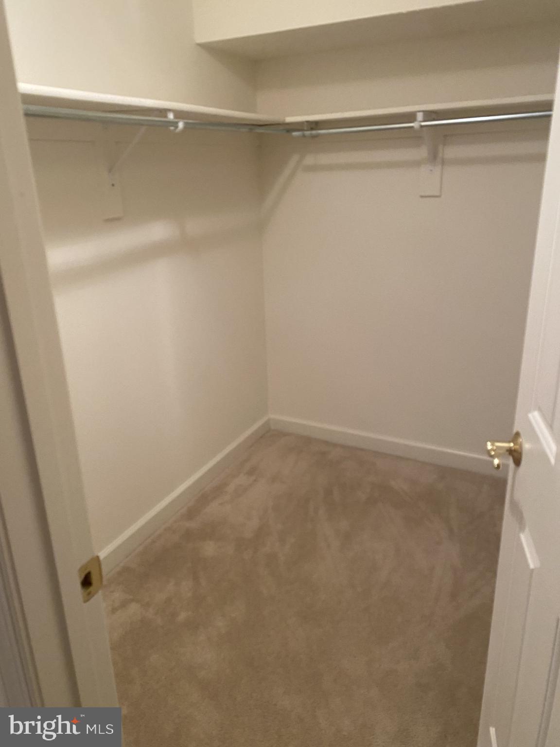 NORTH ROCK - Residential Lease