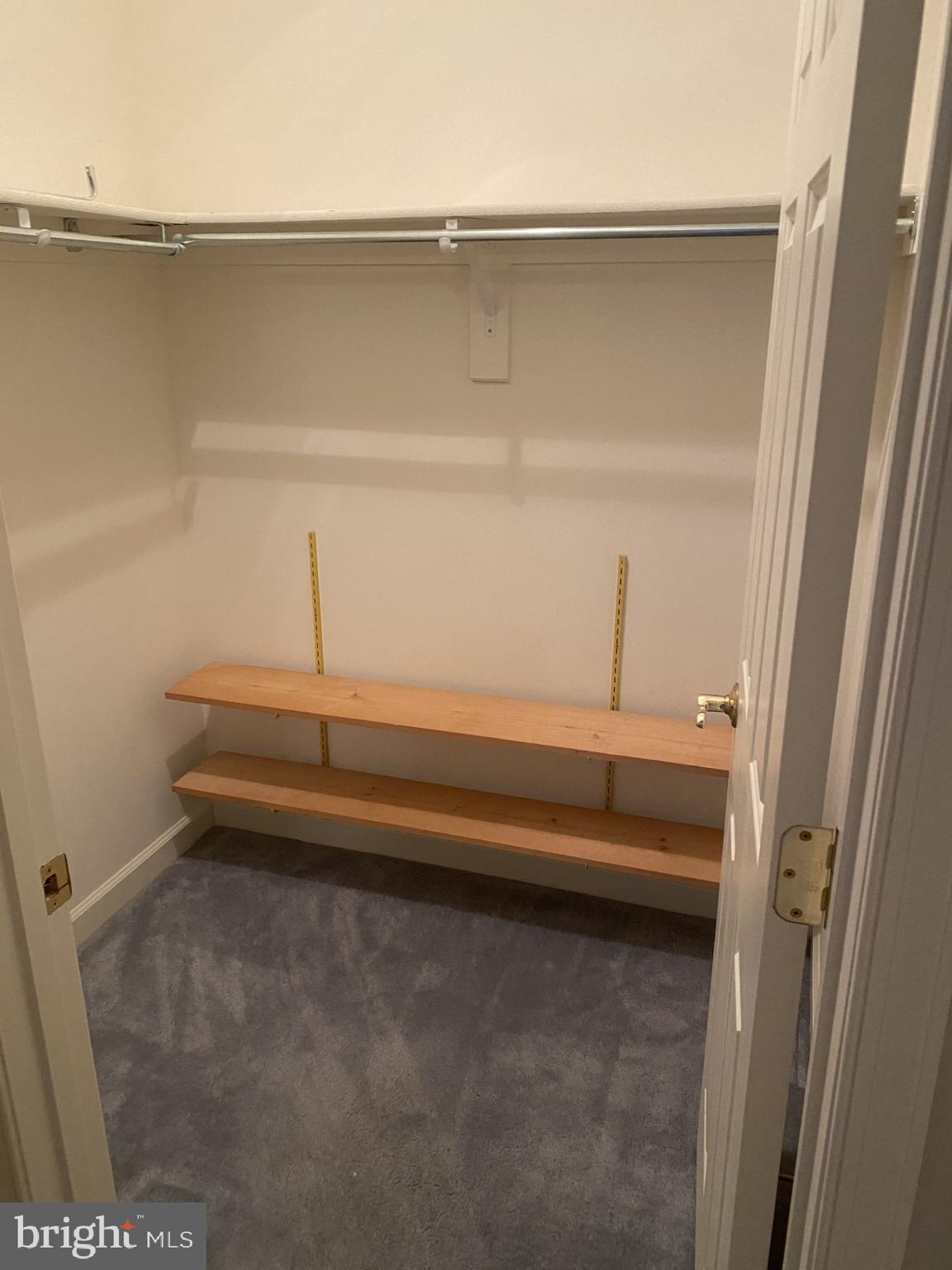 NORTH ROCK - Residential Lease