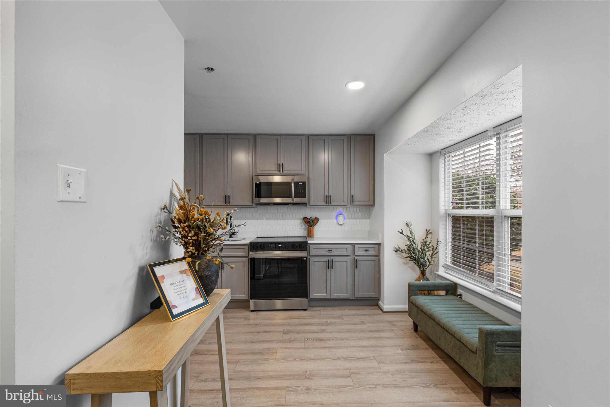 SOUTH HAMPTON SUB - Residential