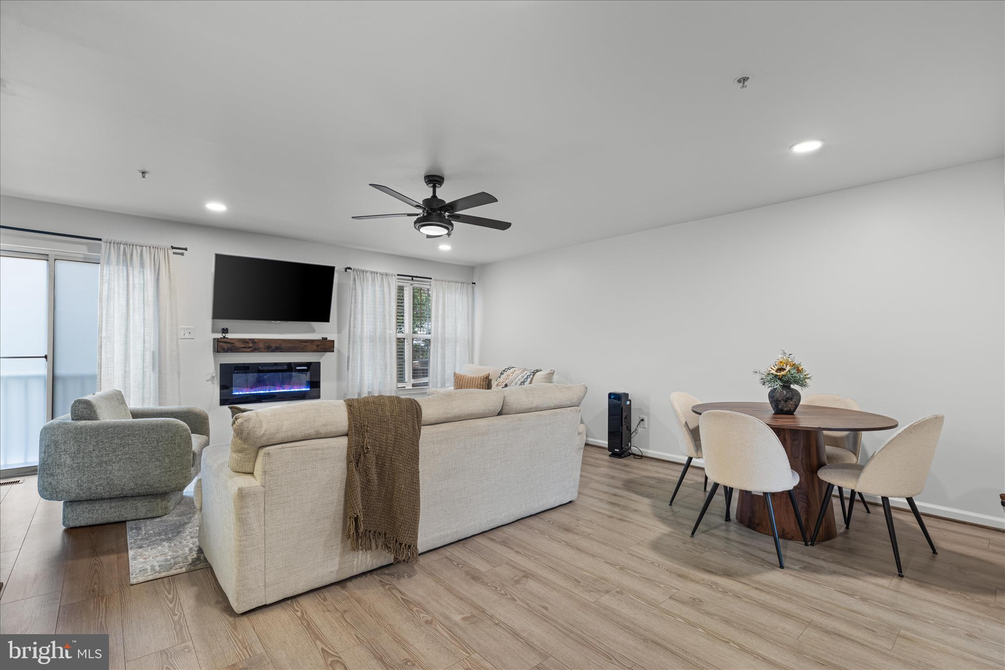 SOUTH HAMPTON SUB - Residential