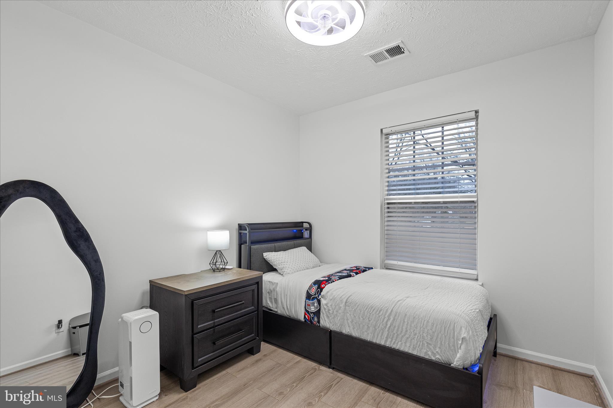 SOUTH HAMPTON SUB - Residential