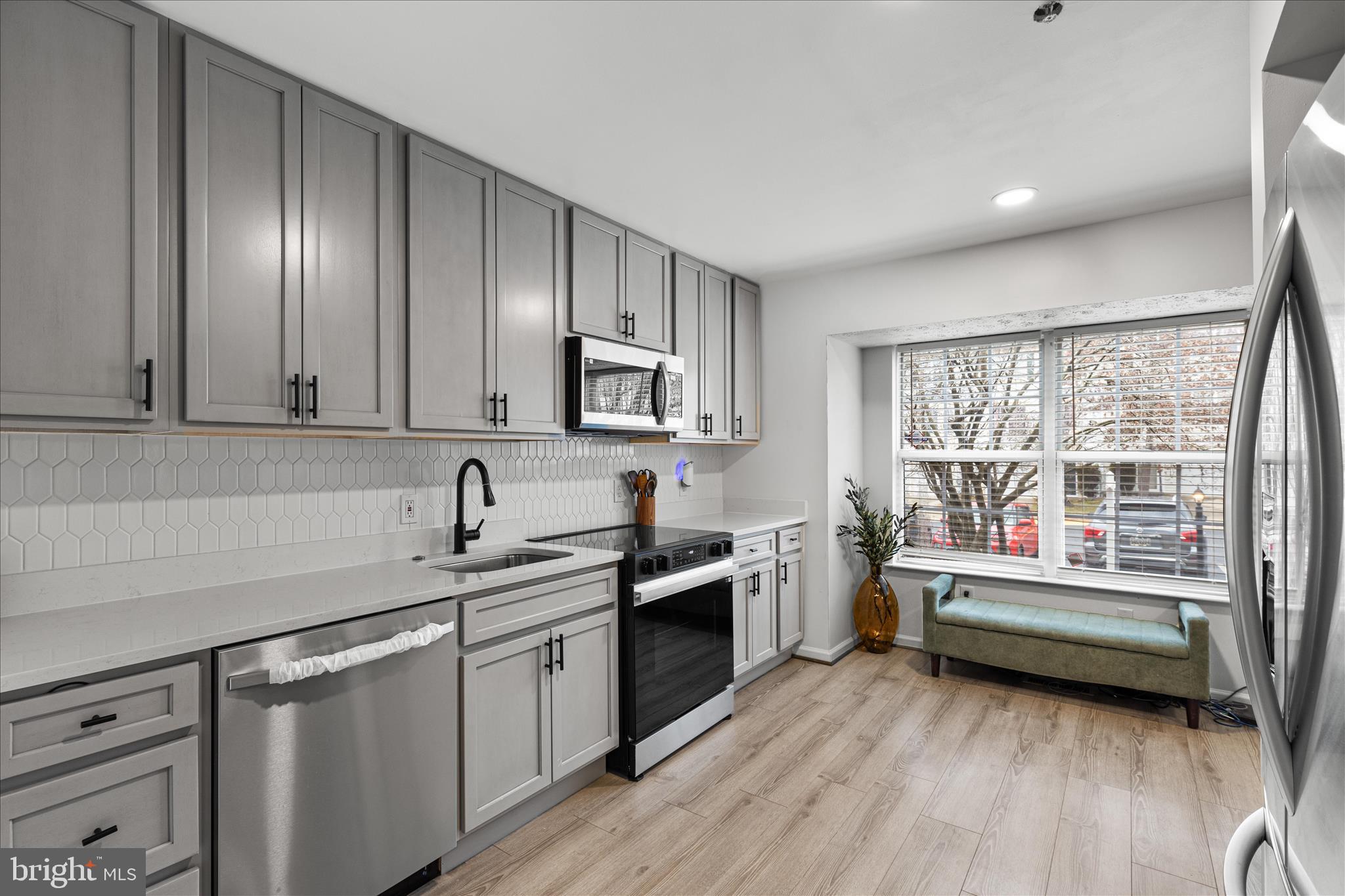 SOUTH HAMPTON SUB - Residential