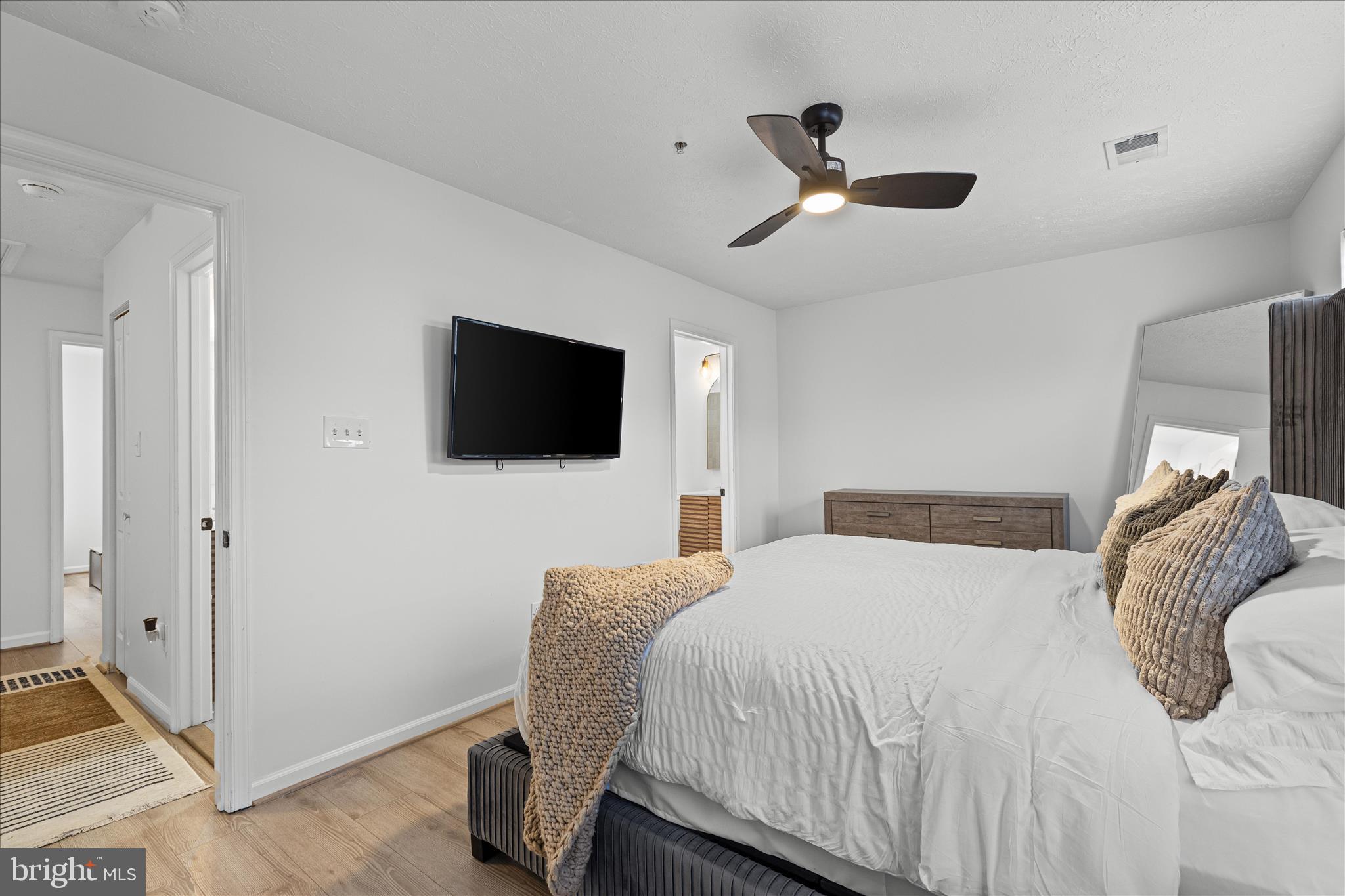 SOUTH HAMPTON SUB - Residential