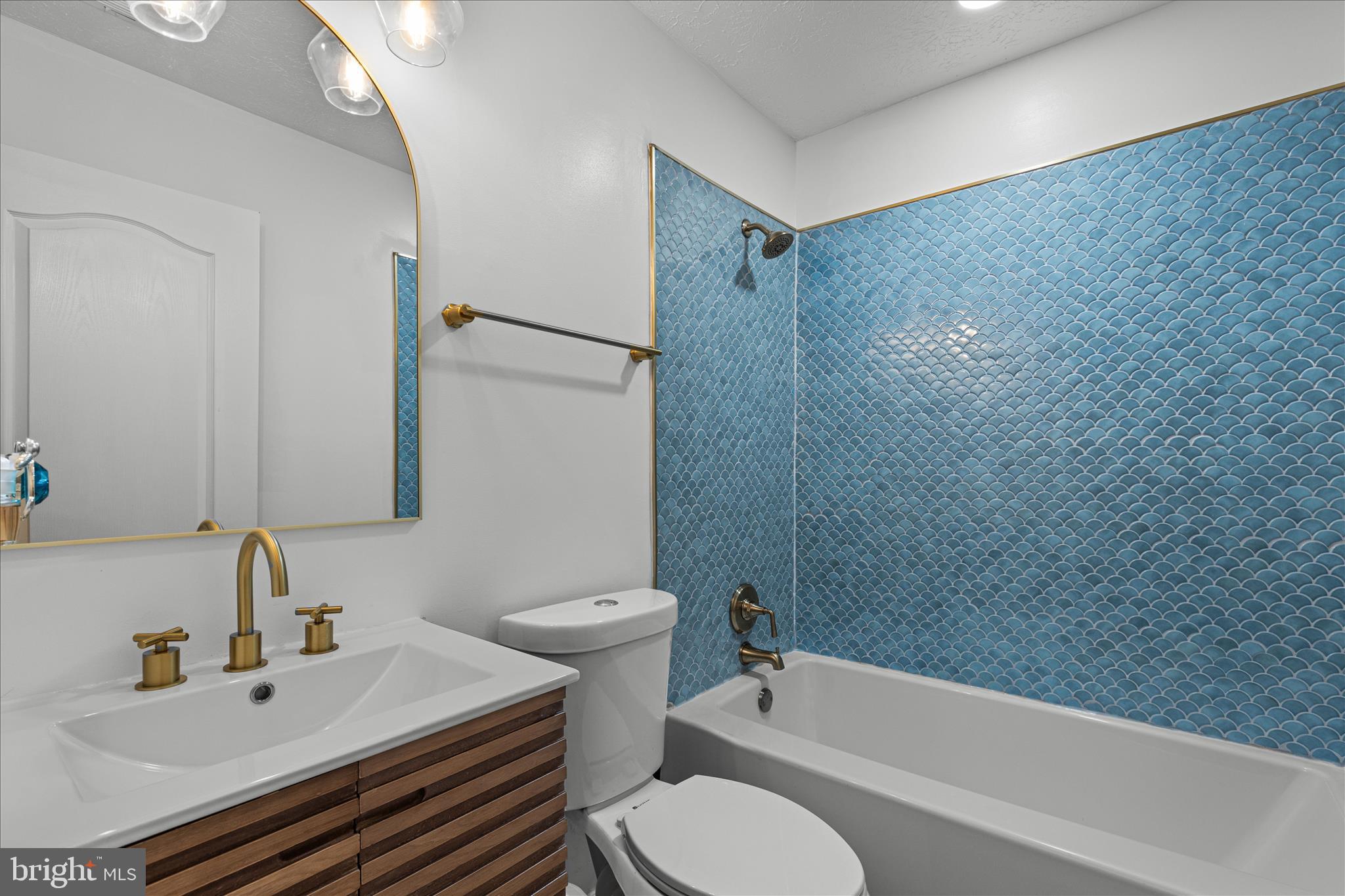 SOUTH HAMPTON SUB - Residential