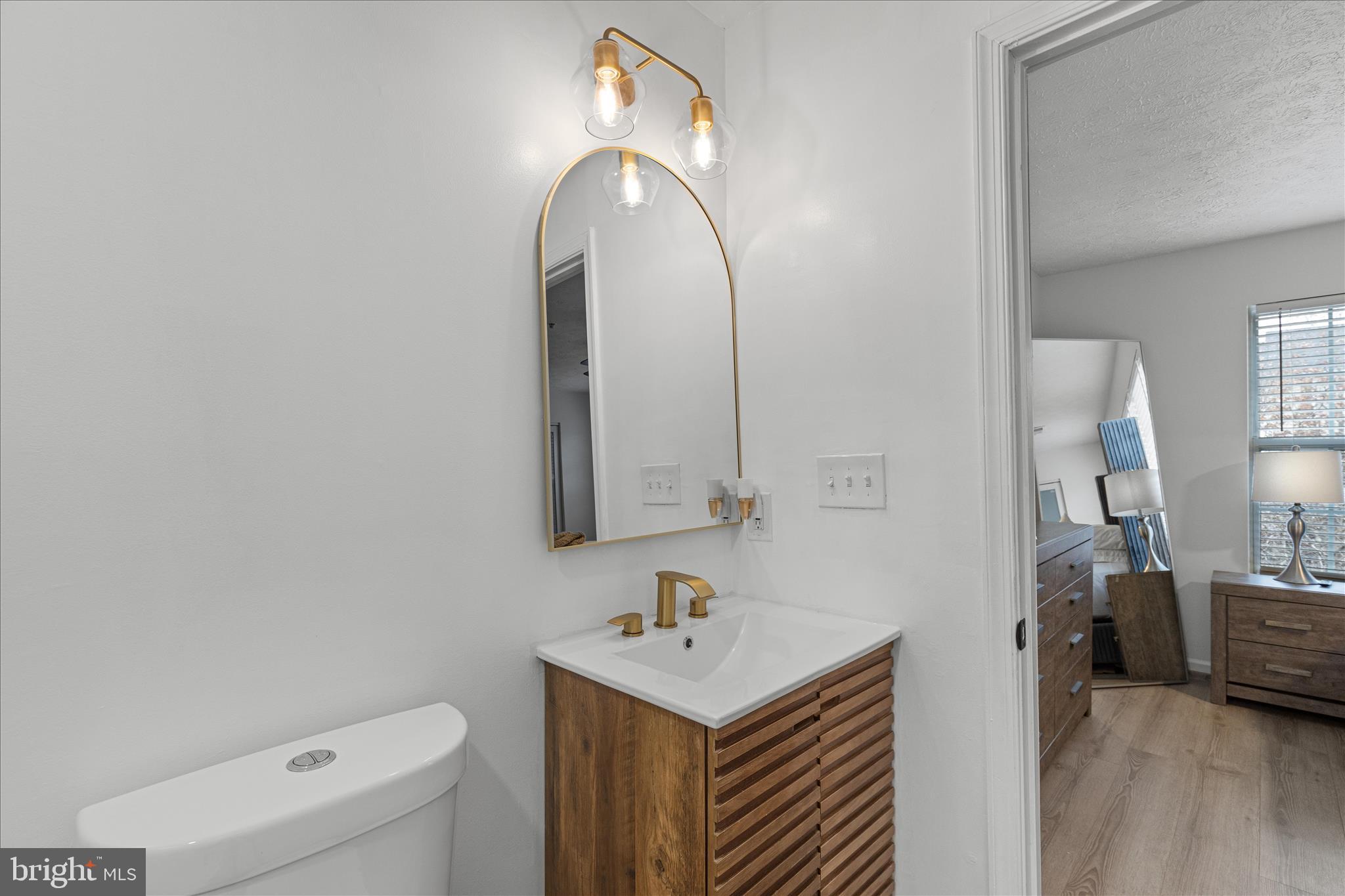 SOUTH HAMPTON SUB - Residential