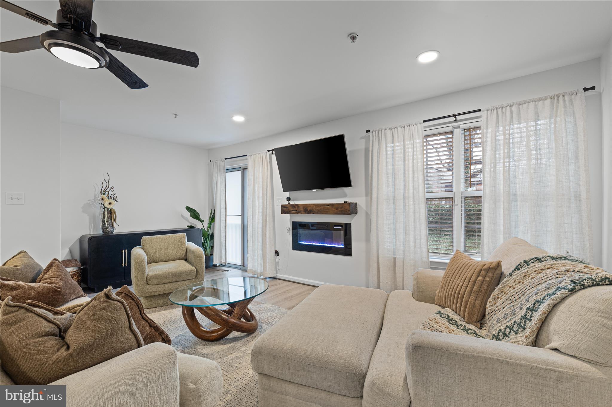 SOUTH HAMPTON SUB - Residential