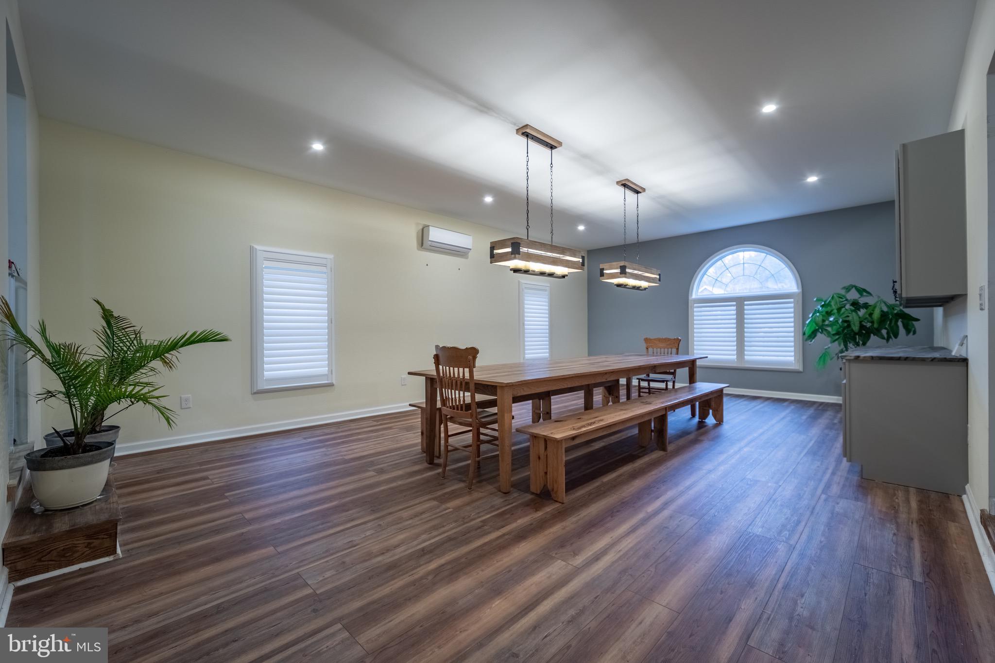 BAY HARBOUR I II III - Residential