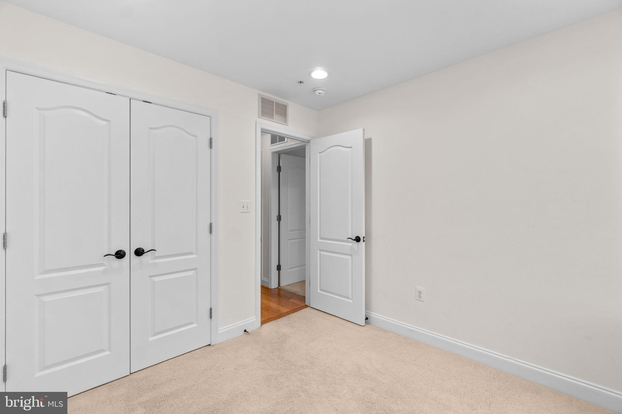 NORTH MARKET - Residential Lease