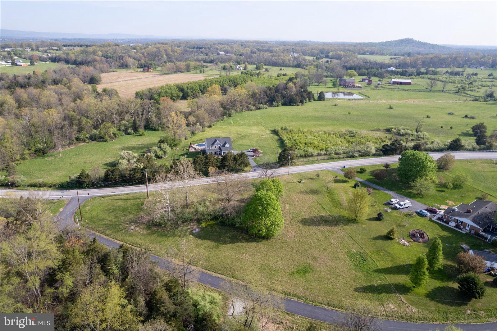 680 BARLOW-GREENMOUNT ROAD